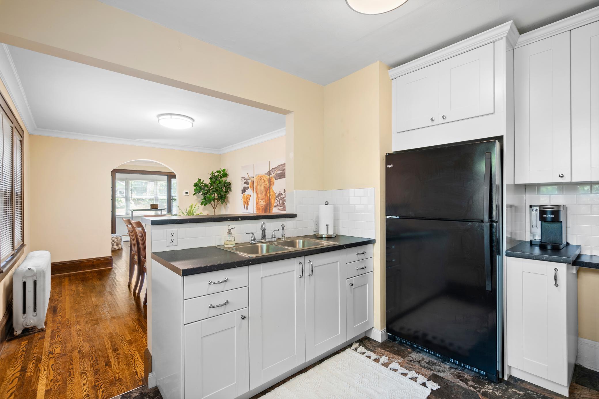 1439 Saint Clair Avenue