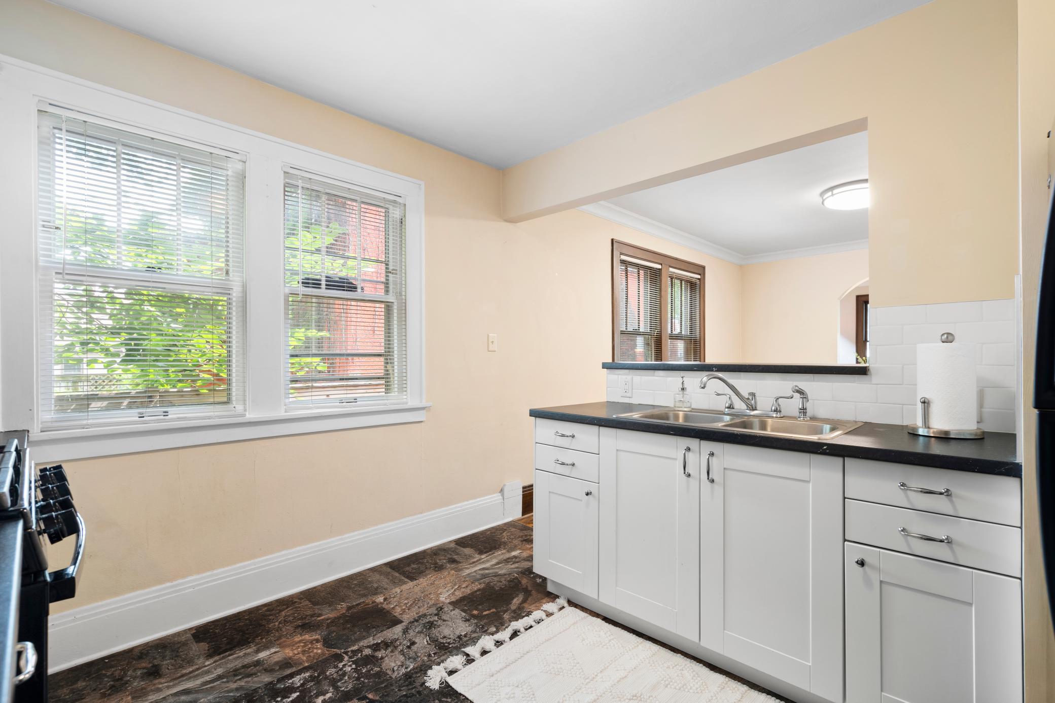 1439 Saint Clair Avenue