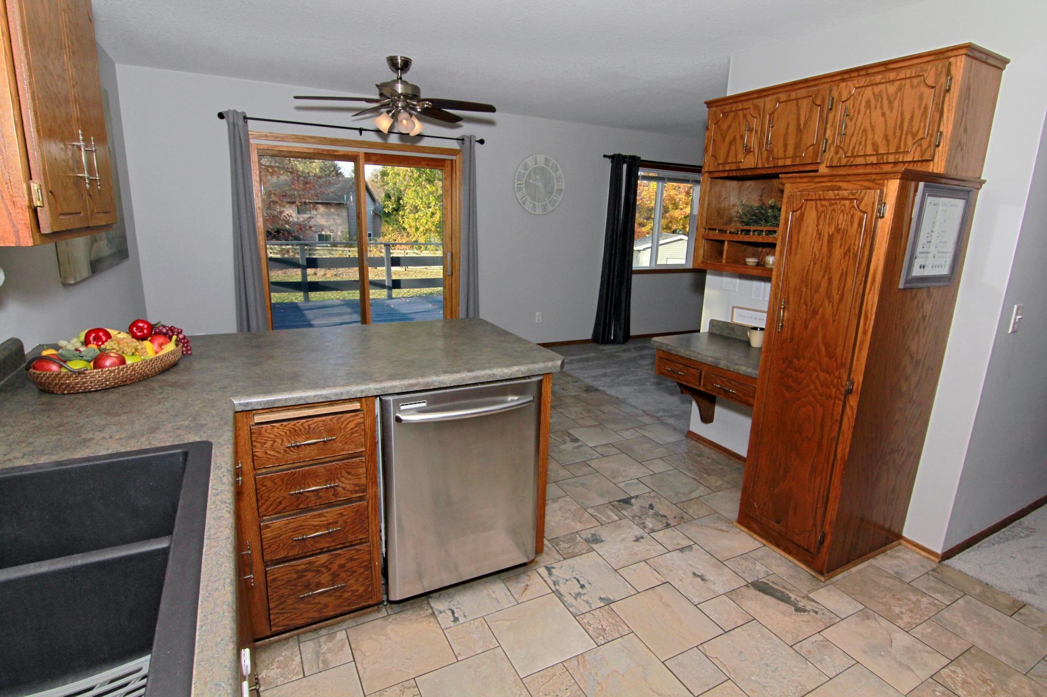 11541 Oregon Avenue N