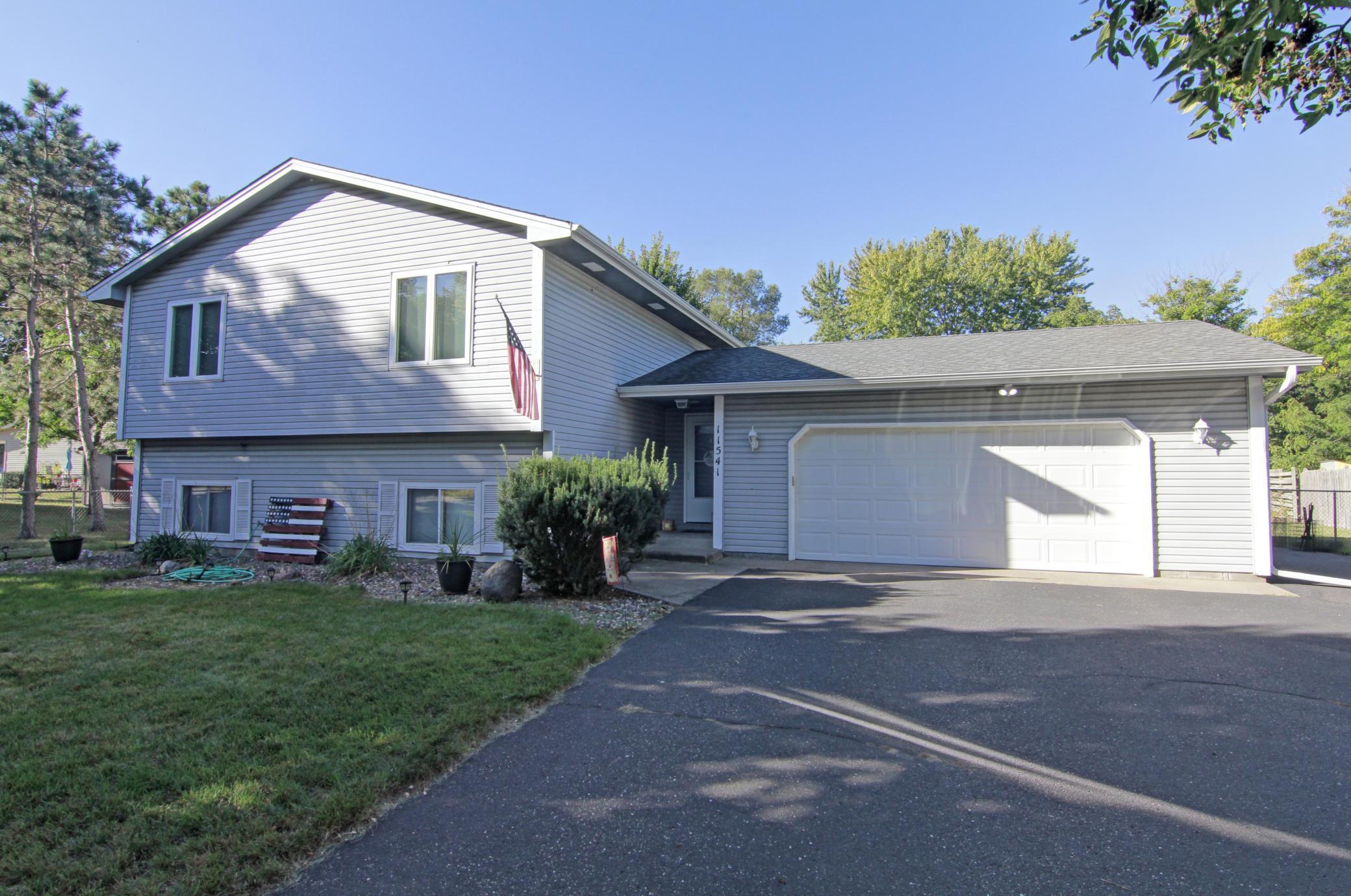 11541 Oregon Avenue N