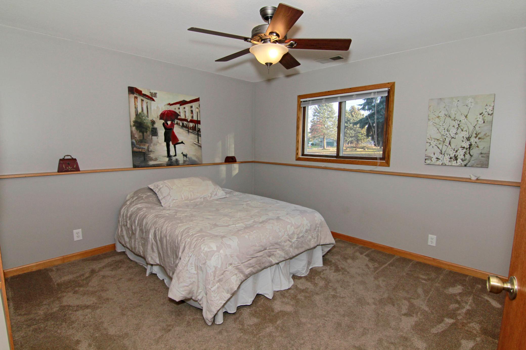 11541 Oregon Avenue N