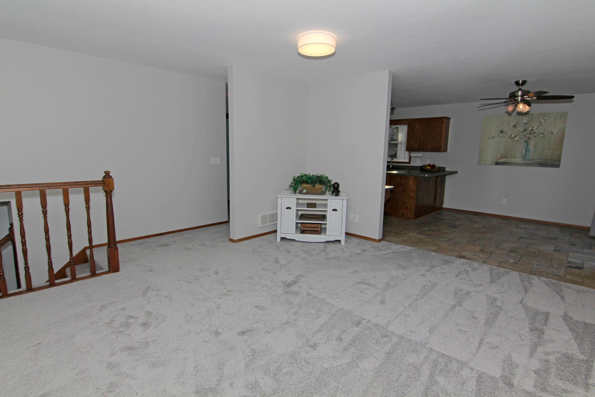 11541 Oregon Avenue N