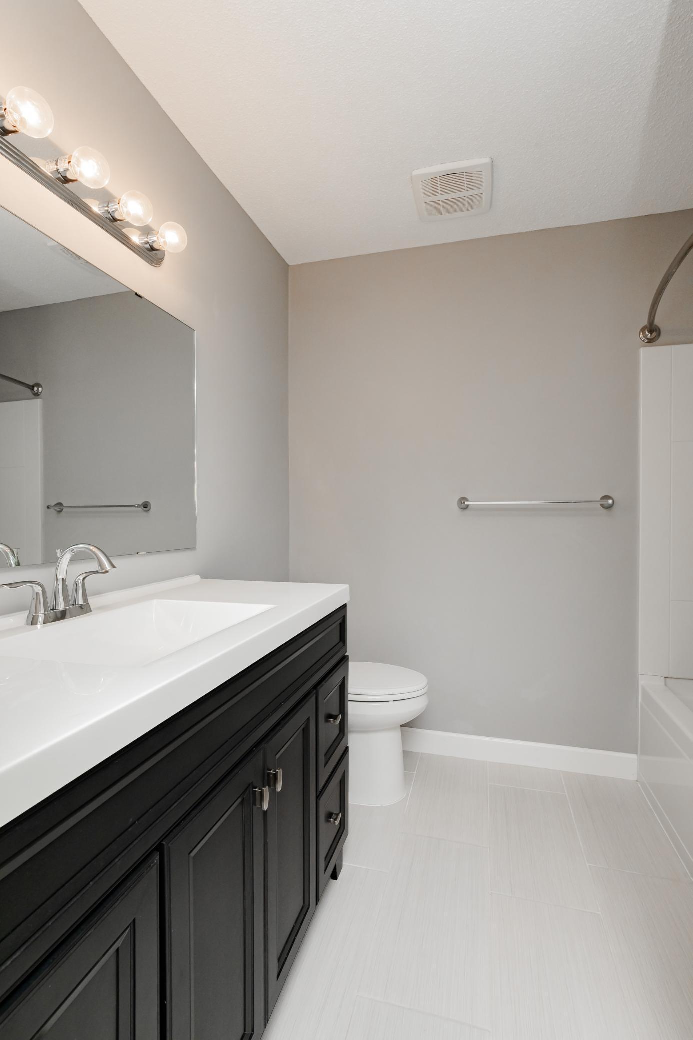 1921 Emerson Avenue S