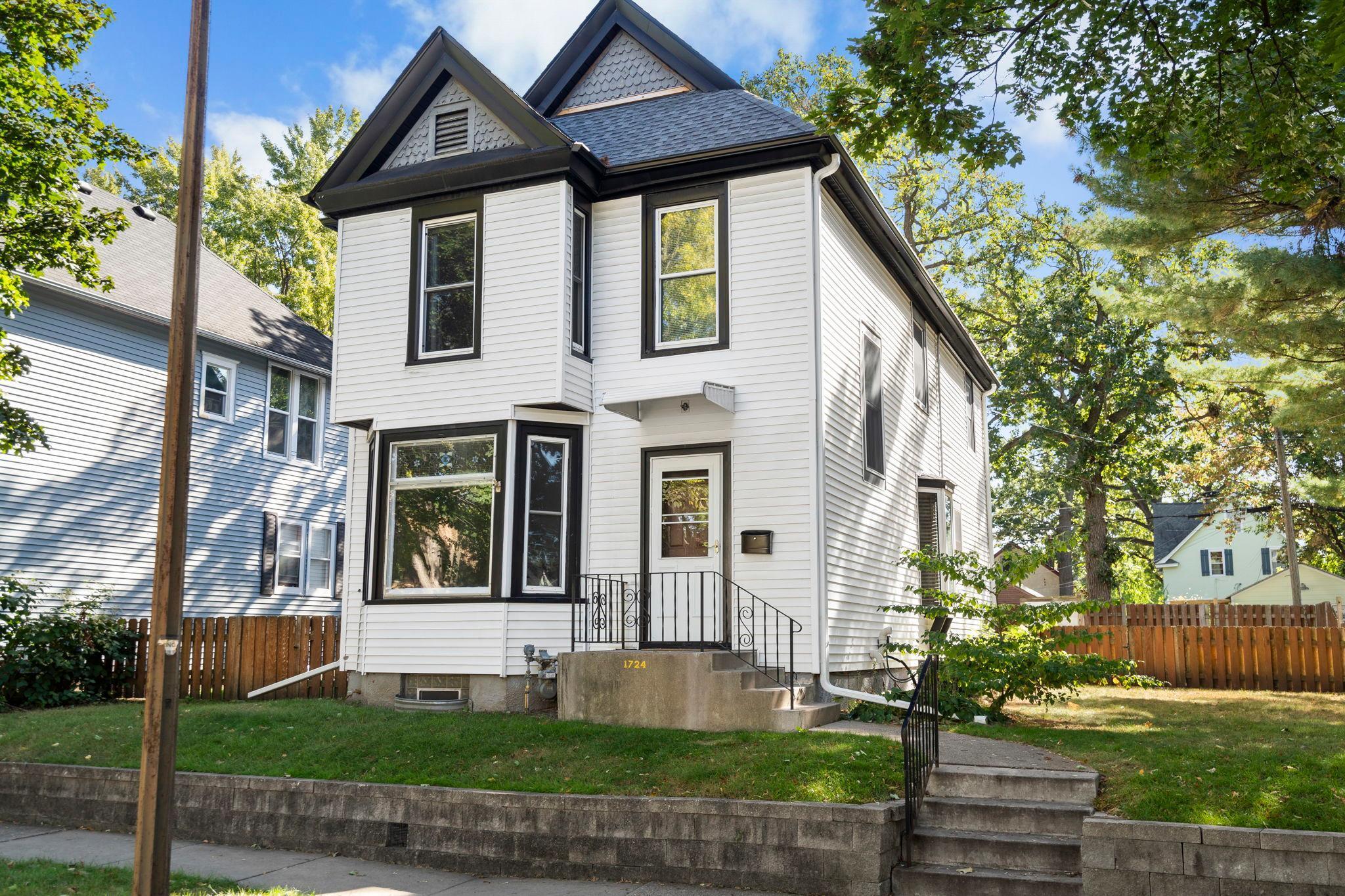 1724 Van Buren Avenue