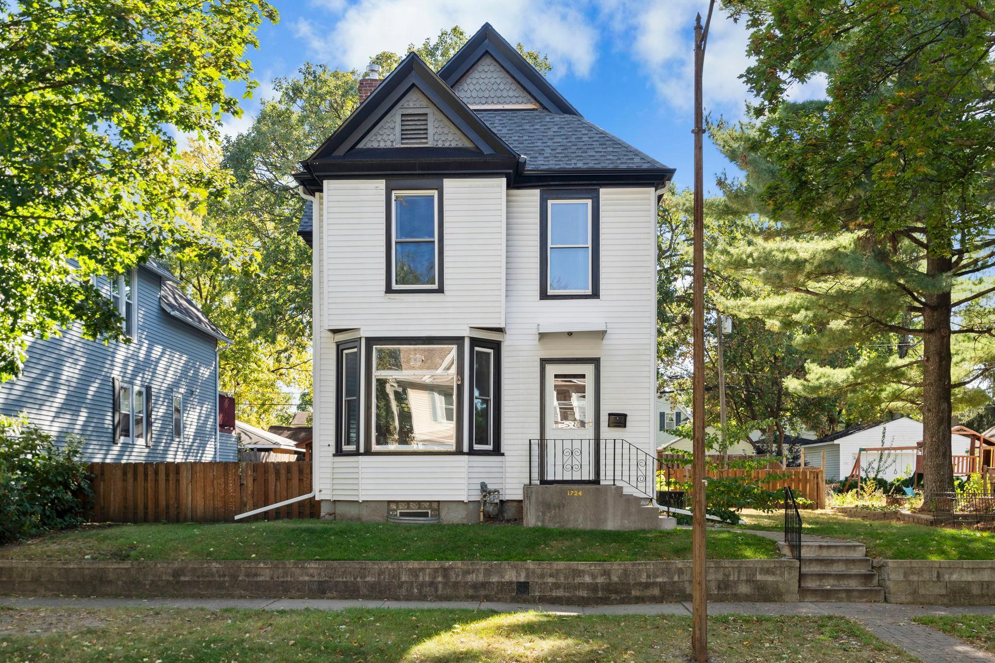 1724 Van Buren Avenue