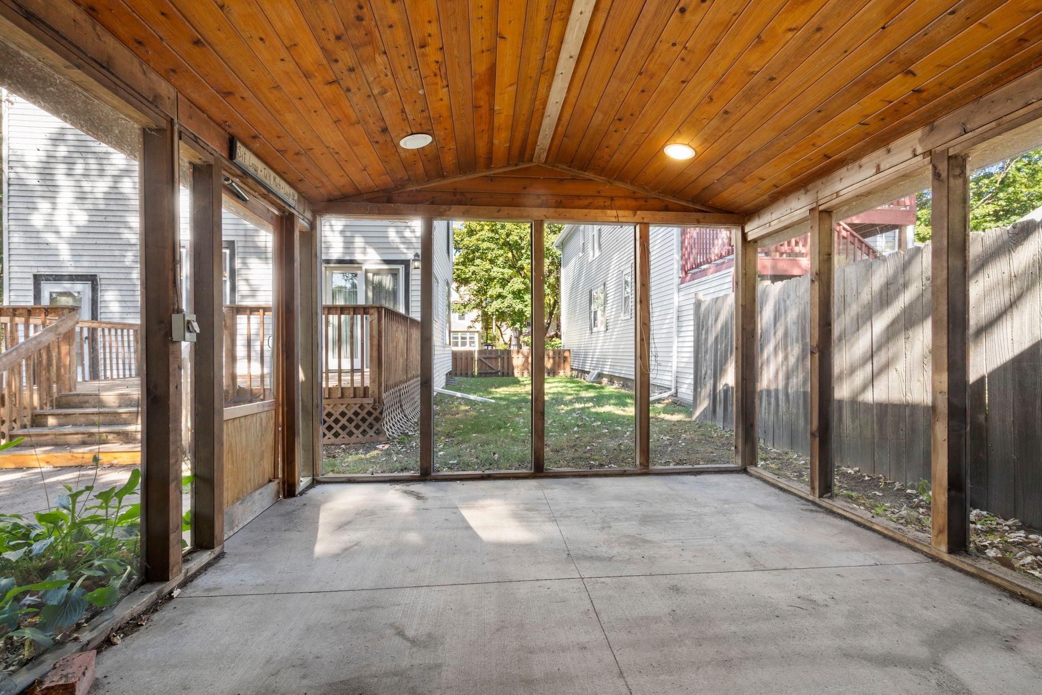 1724 Van Buren Avenue