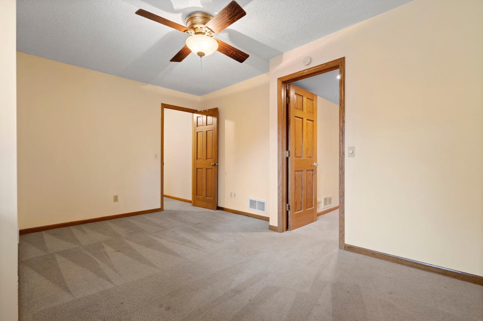 17711 Creek Ridge Pass