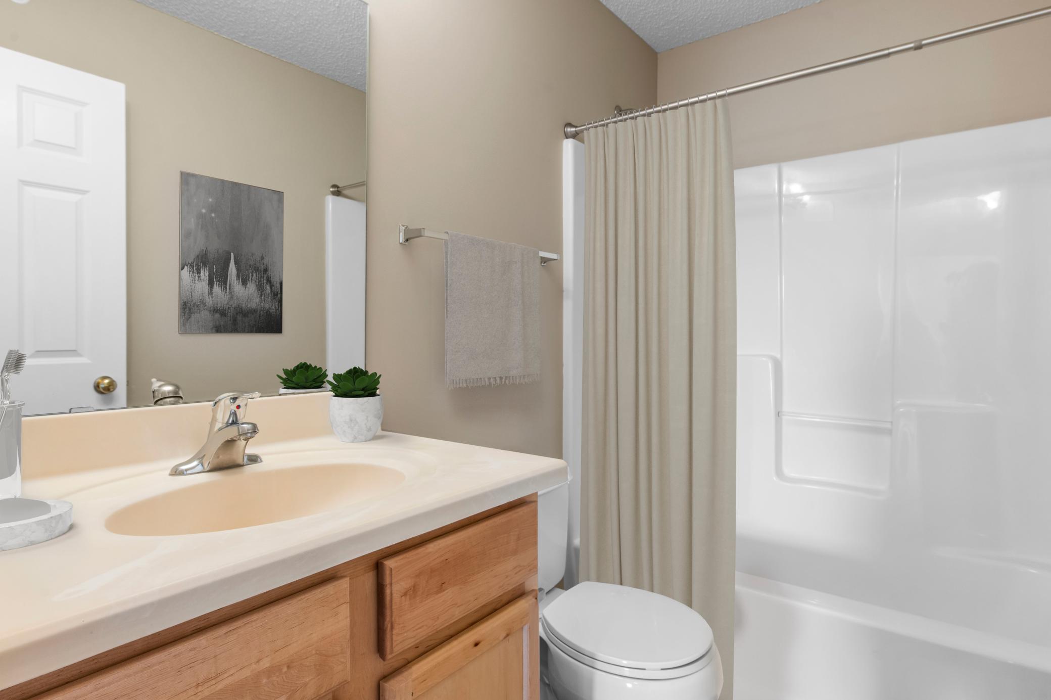 15633 Eaglewood Lane Unit: 1404