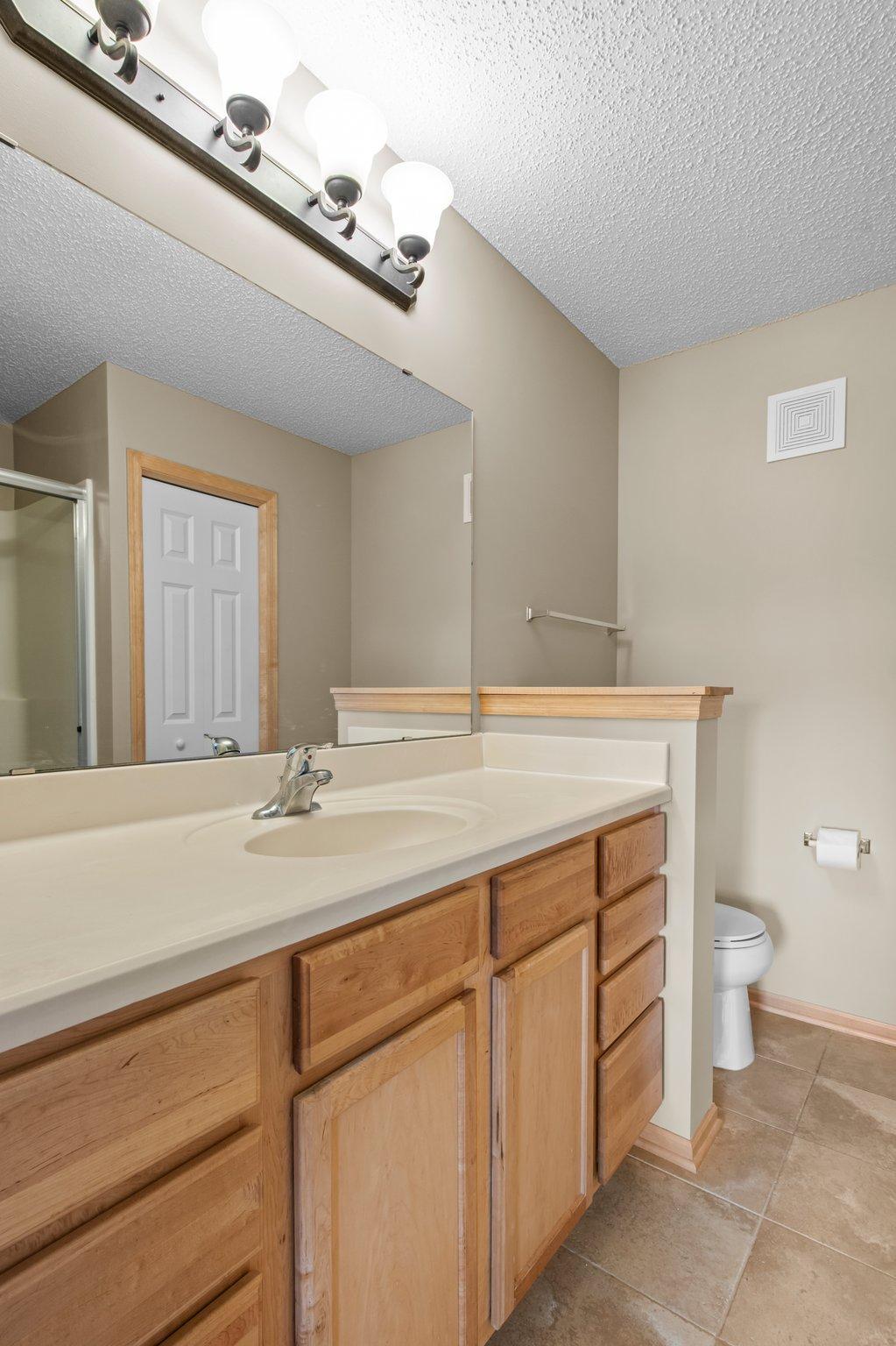15633 Eaglewood Lane Unit: 1404