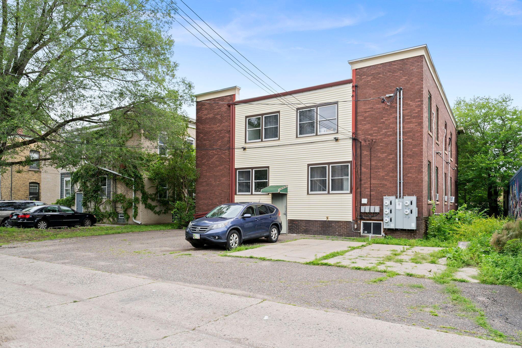 2636 Lyndale Avenue S Unit: #1