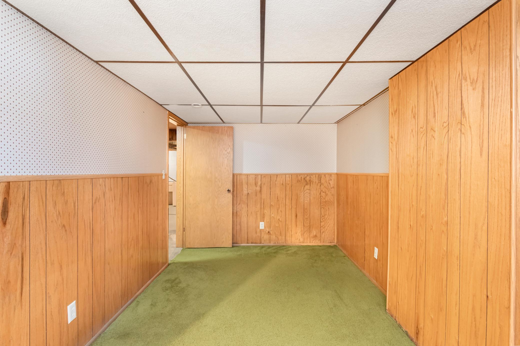 999 Armstrong Avenue