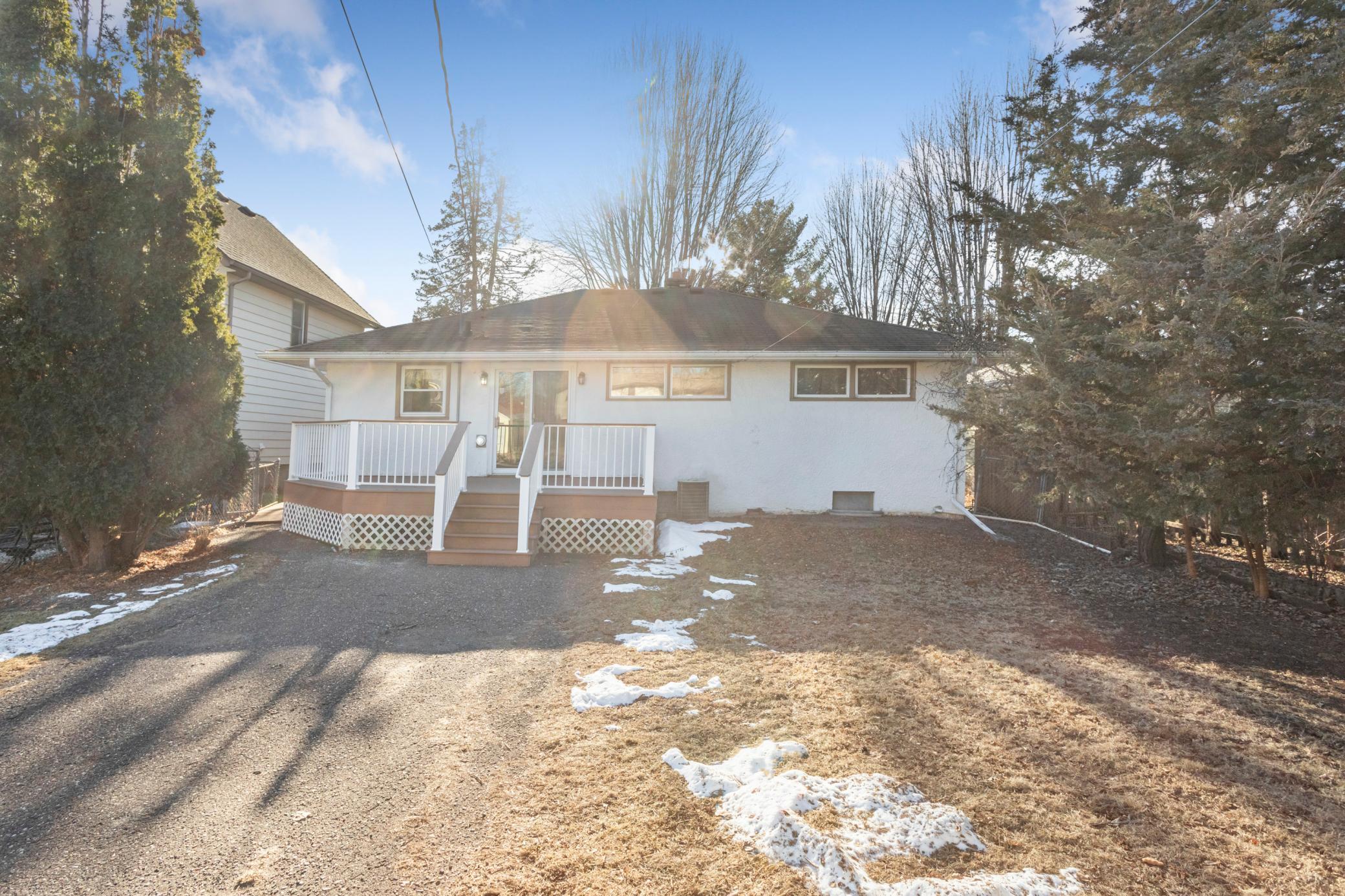 999 Armstrong Avenue