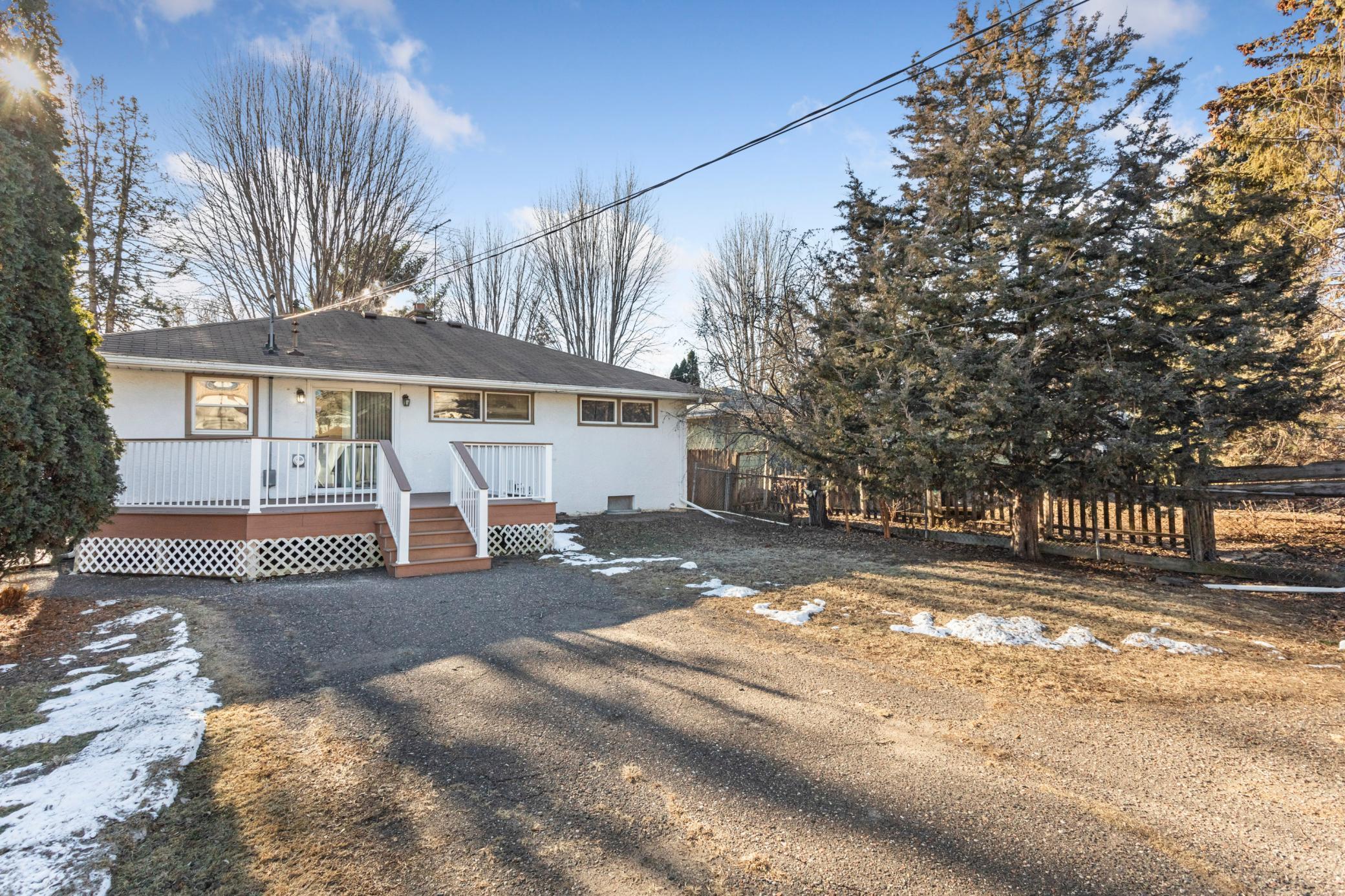 999 Armstrong Avenue