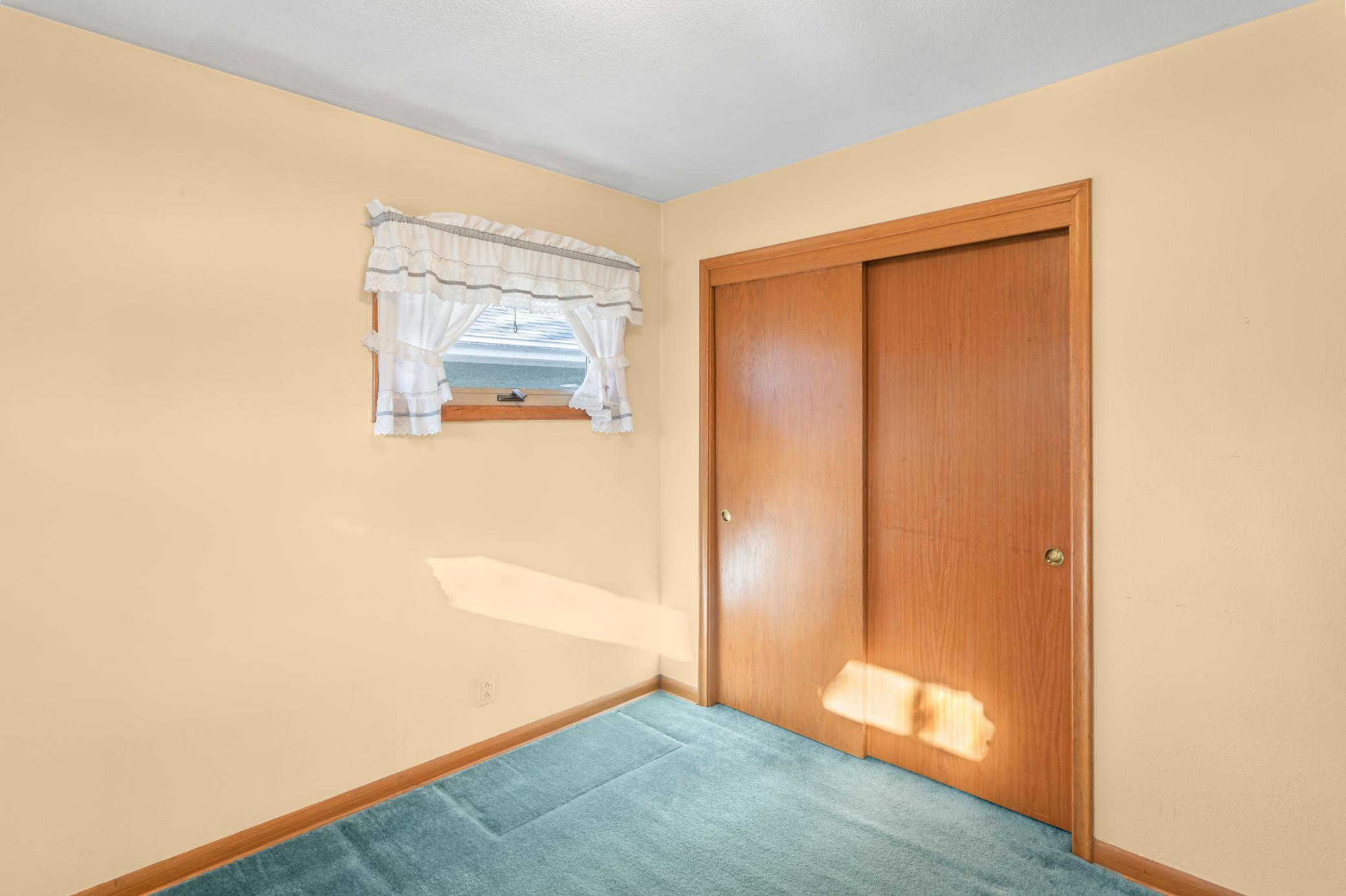 999 Armstrong Avenue