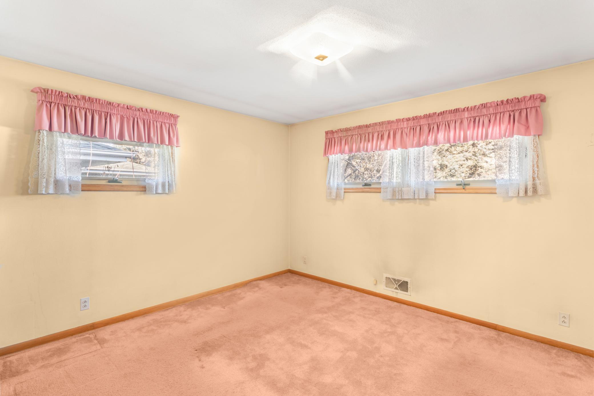 999 Armstrong Avenue