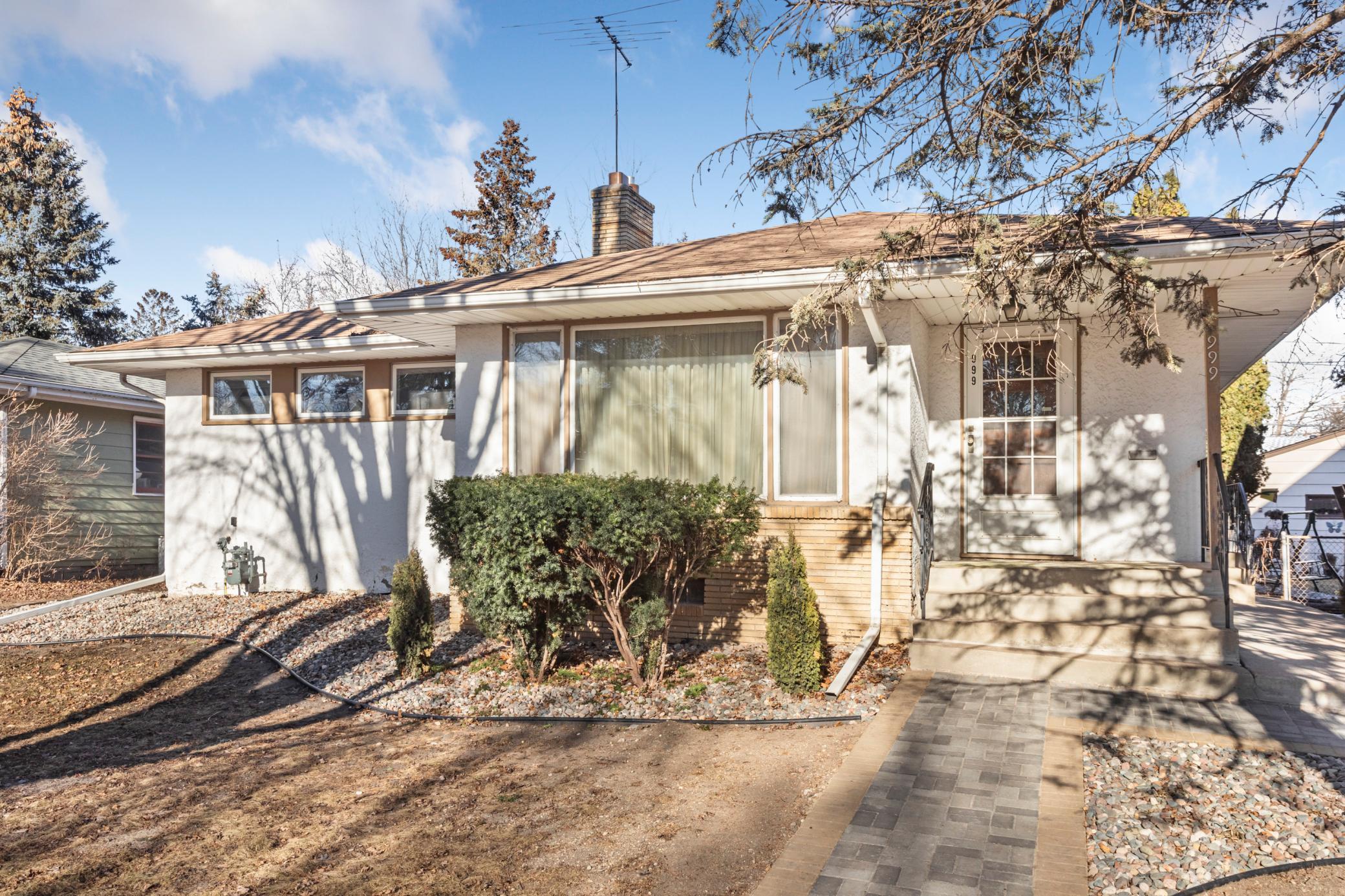 999 Armstrong Avenue