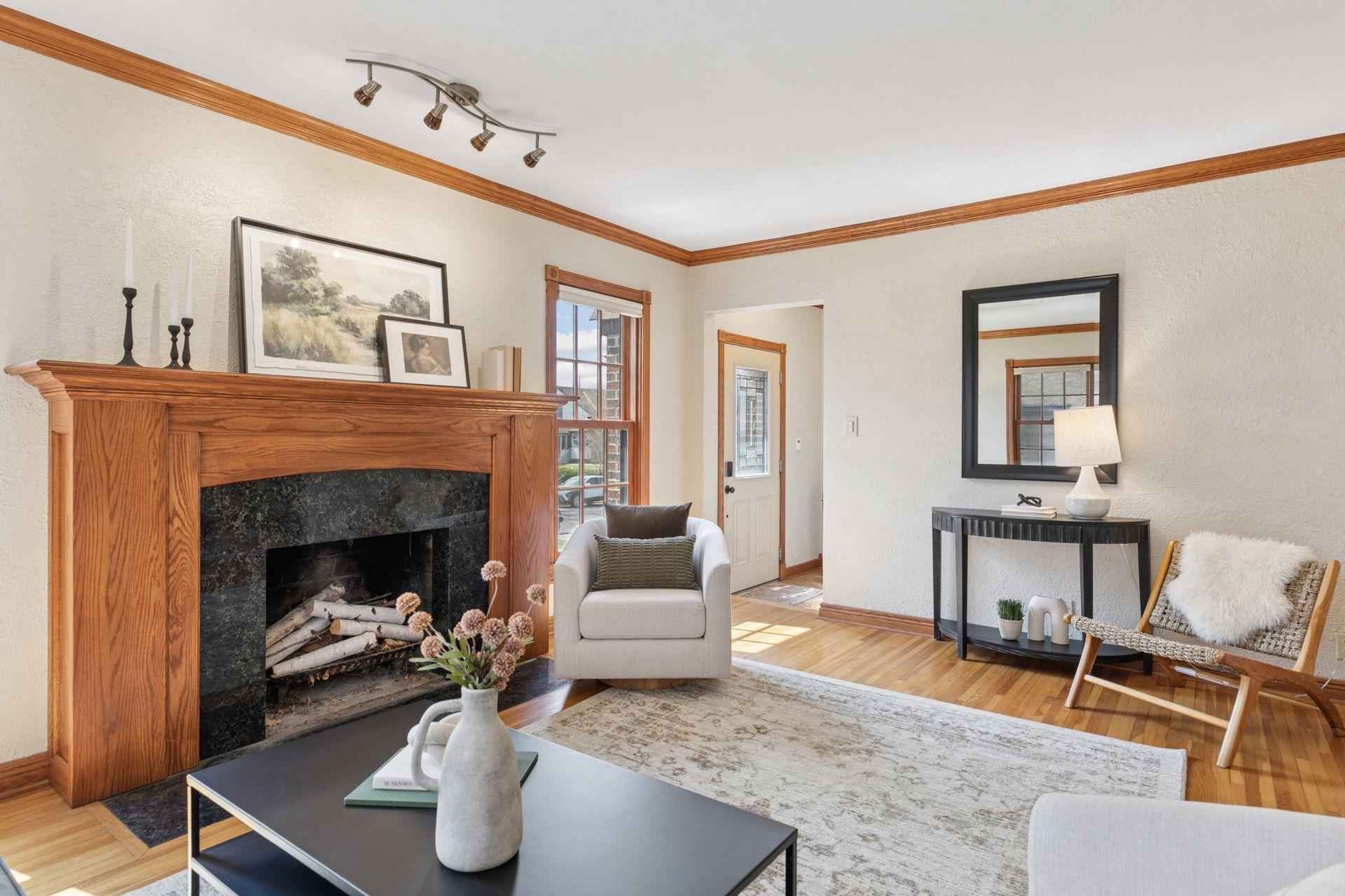 1607 Pinehurst Avenue