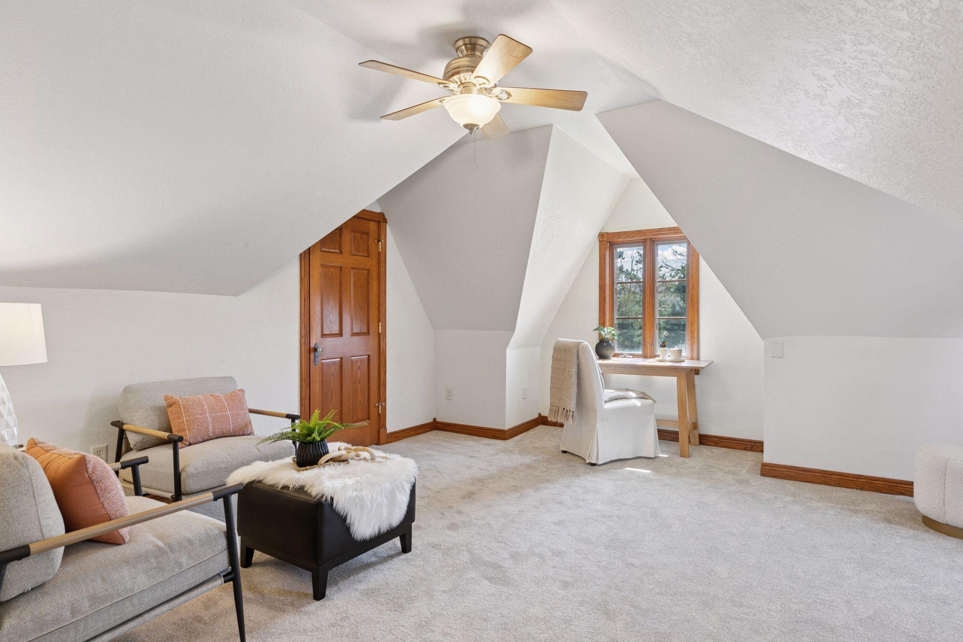 1607 Pinehurst Avenue