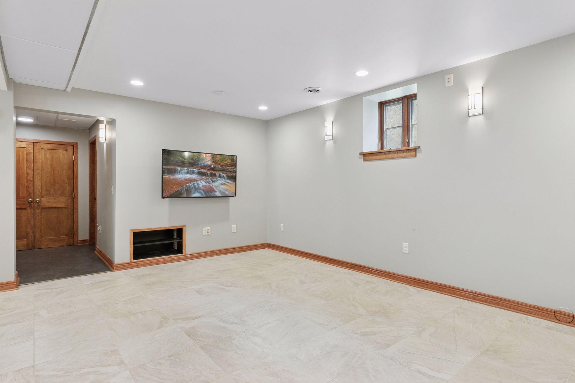 1607 Pinehurst Avenue