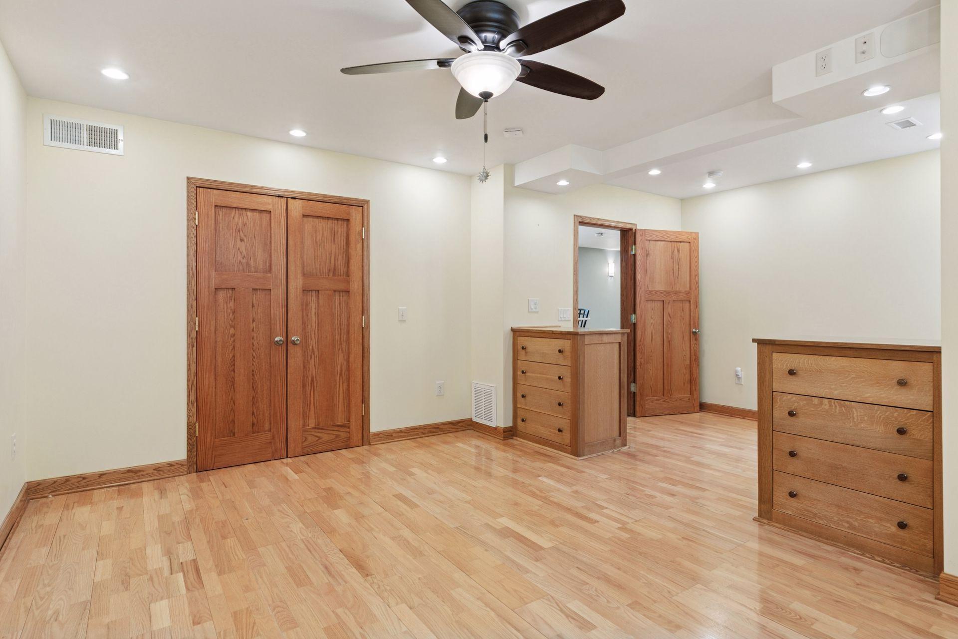 1607 Pinehurst Avenue