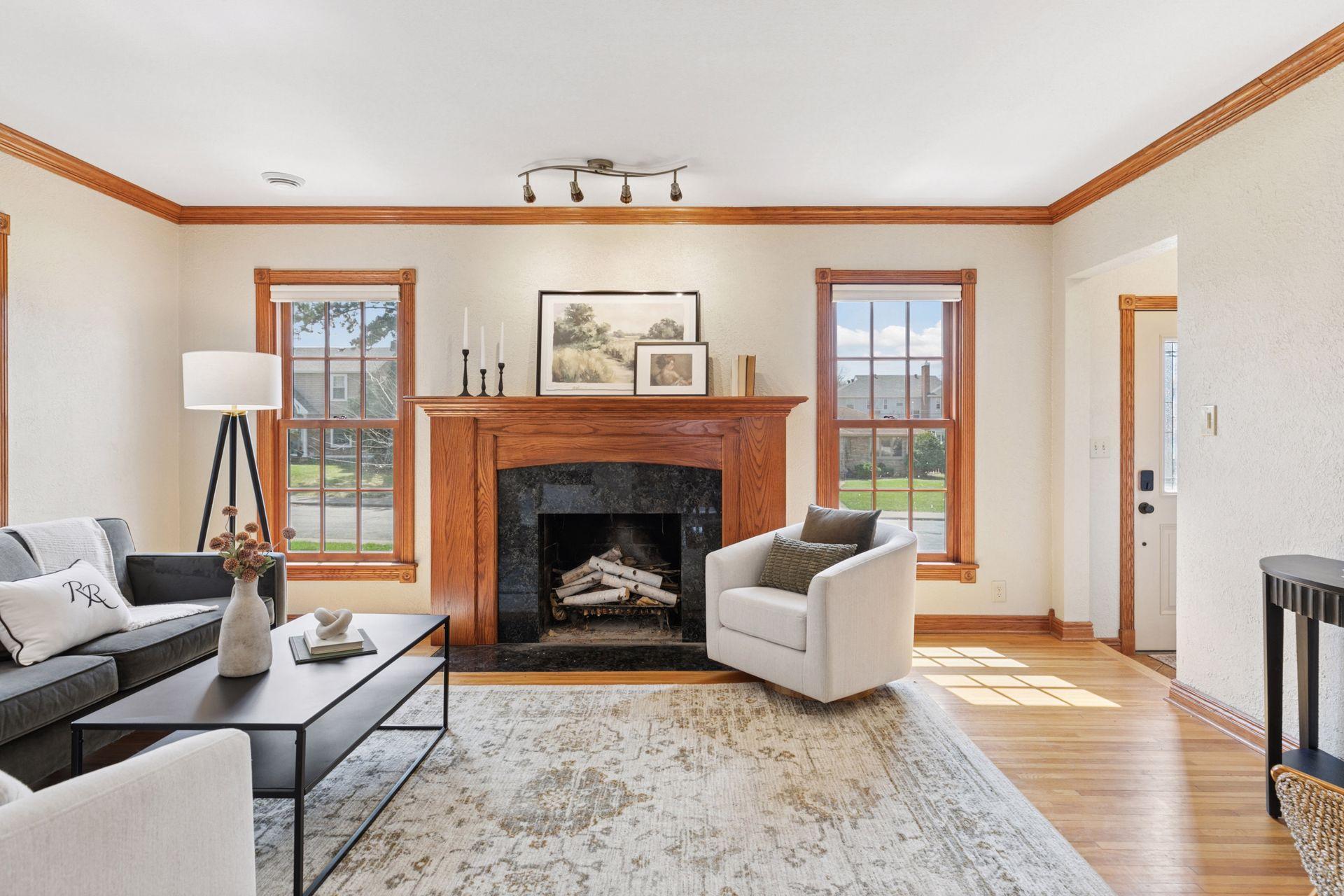 1607 Pinehurst Avenue