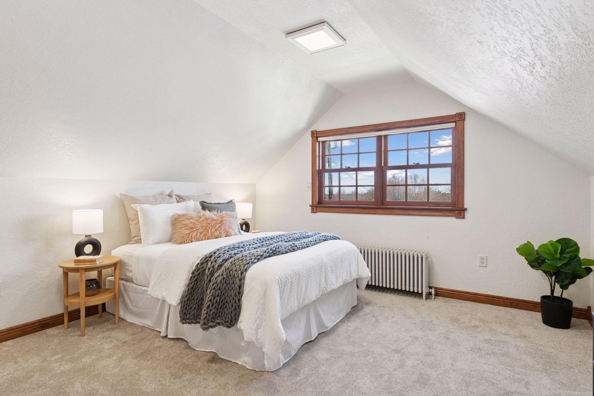 1607 Pinehurst Avenue