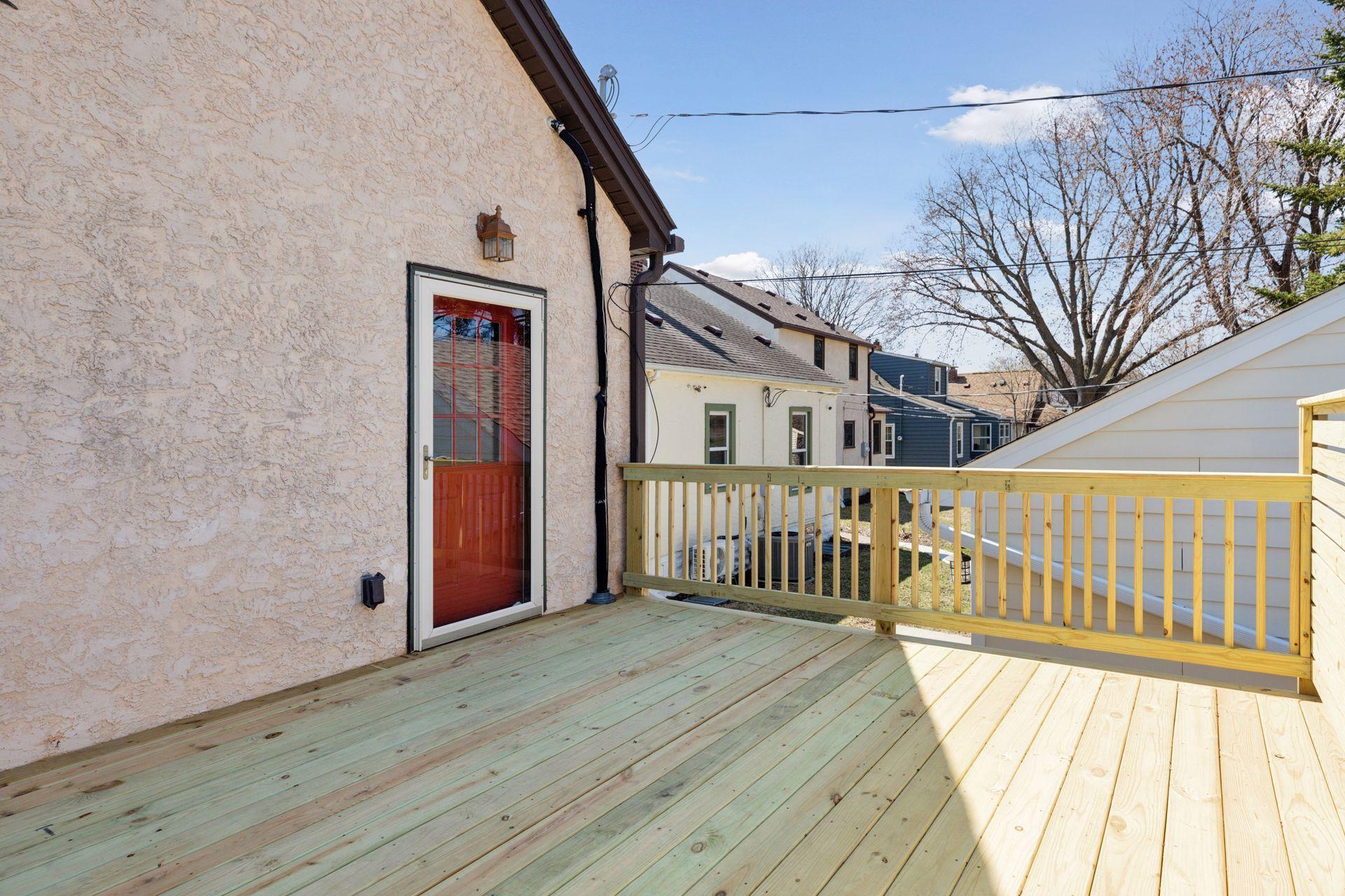 1607 Pinehurst Avenue