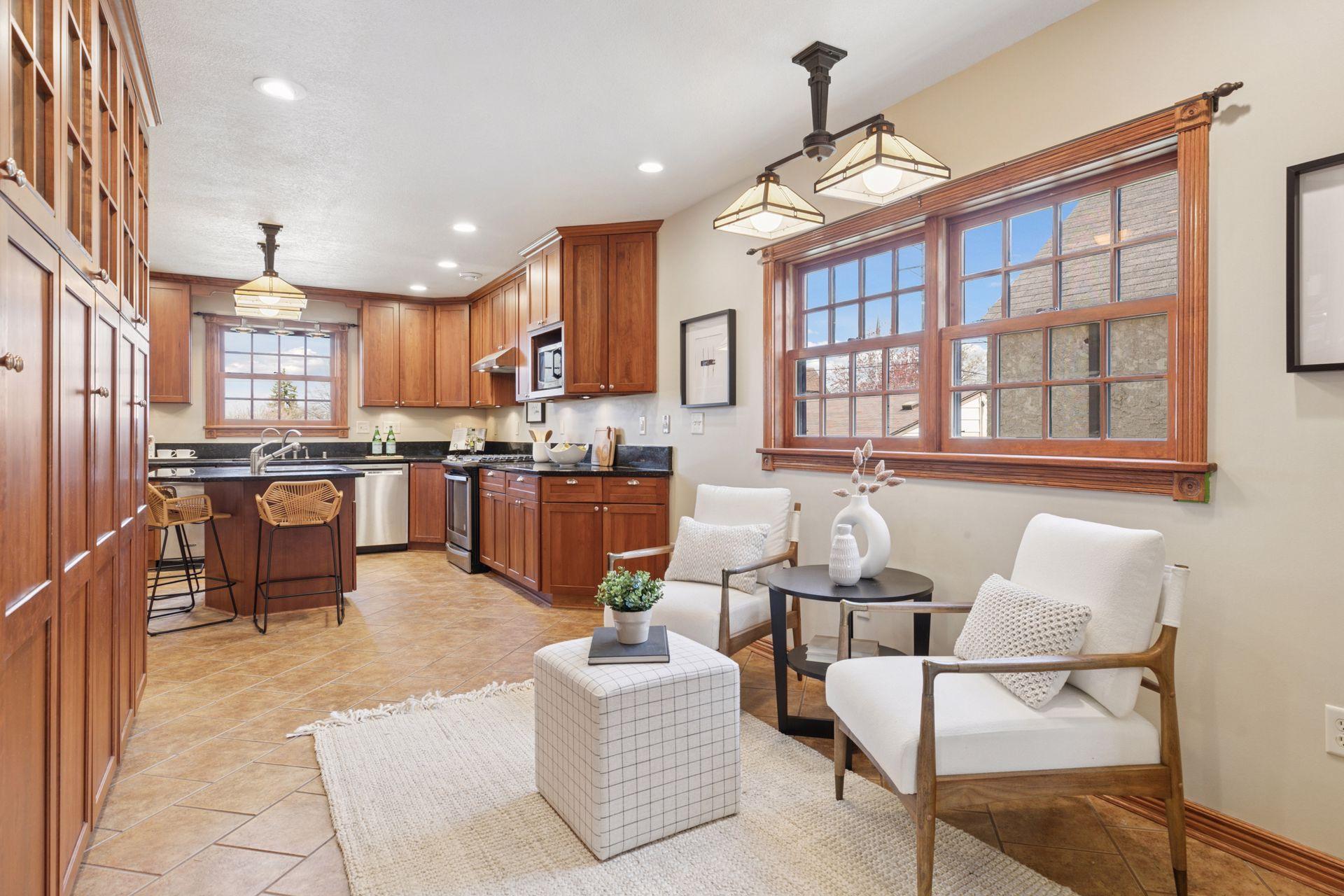 1607 Pinehurst Avenue