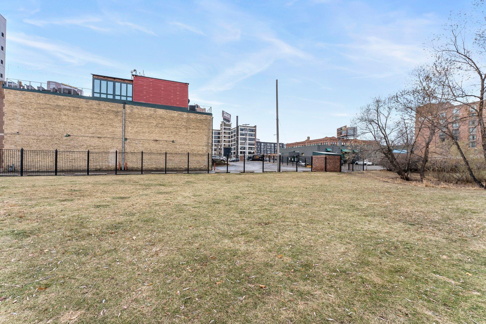 490 N Temperance Street Unit: 204