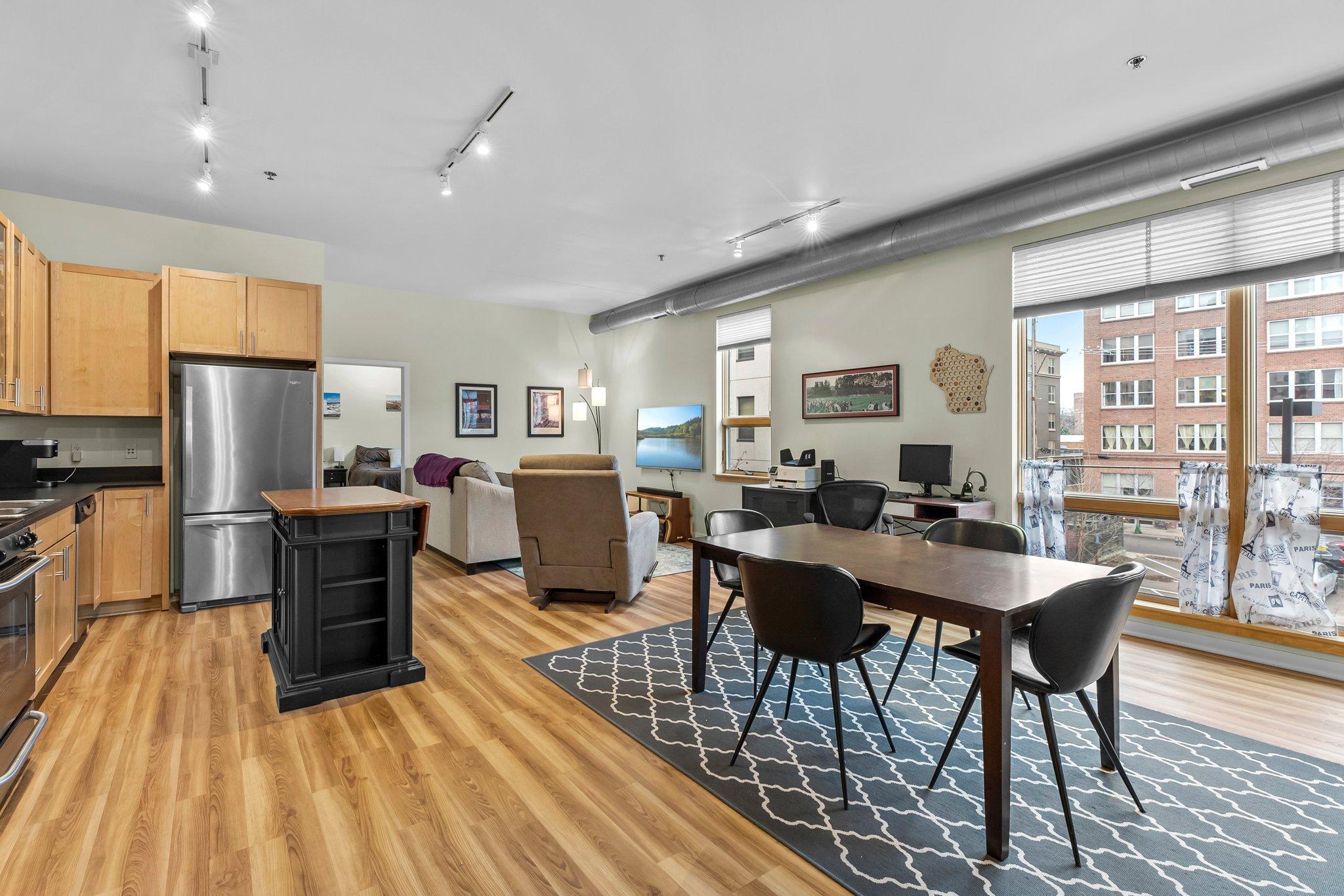 490 N Temperance Street Unit: 204