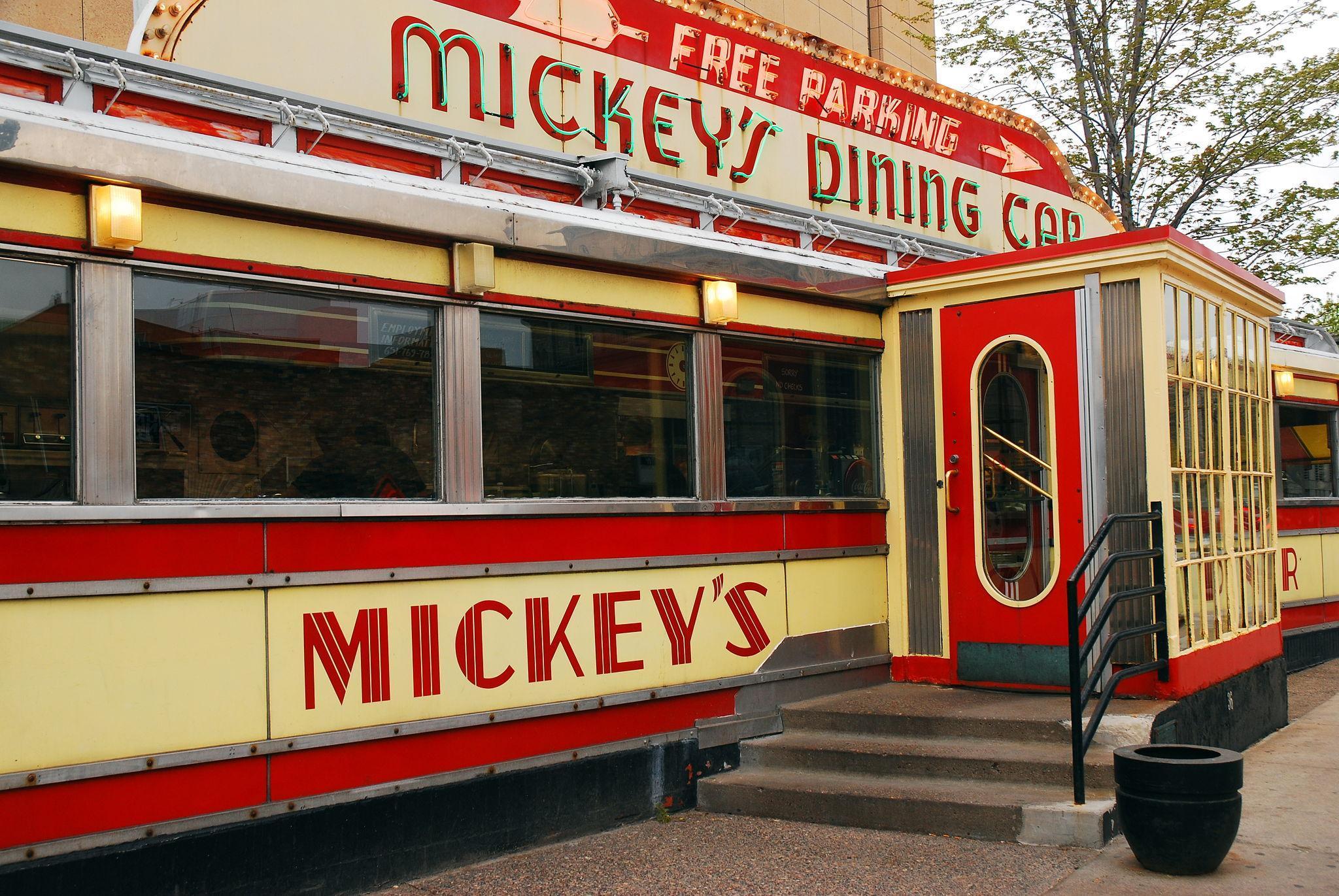 490 N Temperance Street Unit: 204