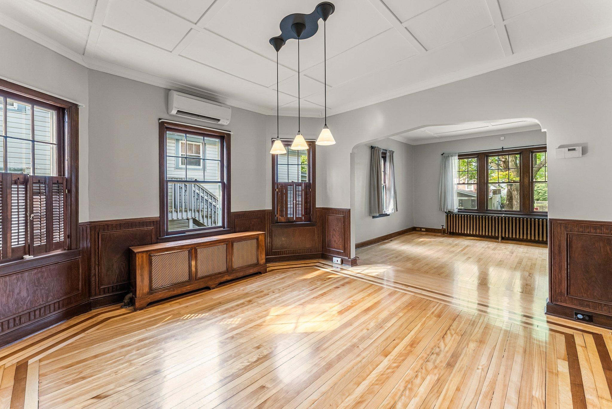 2533 Pierce Street NE