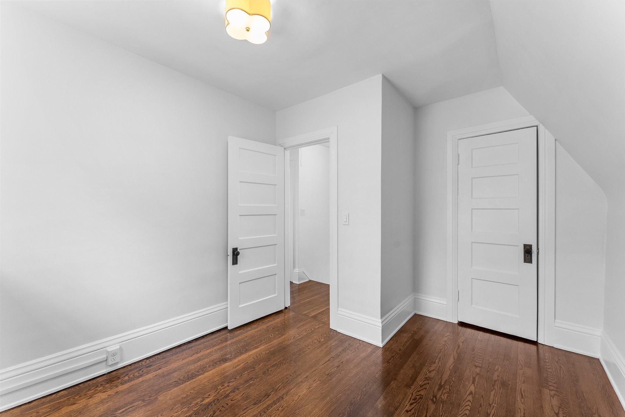 4001 Sheridan Avenue S