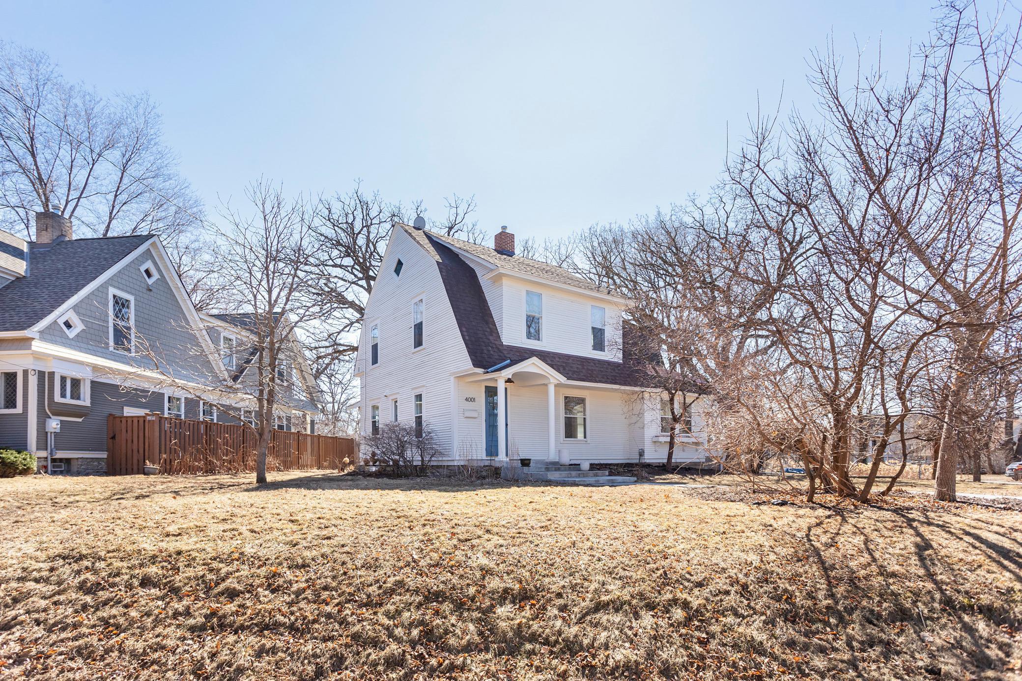 4001 Sheridan Avenue S