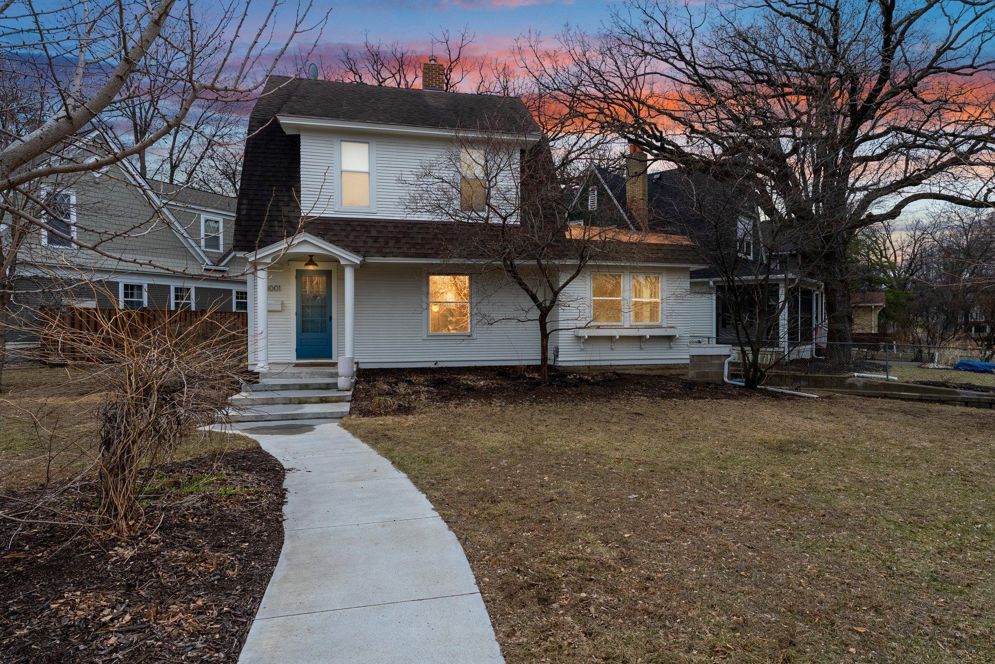 4001 Sheridan Avenue S