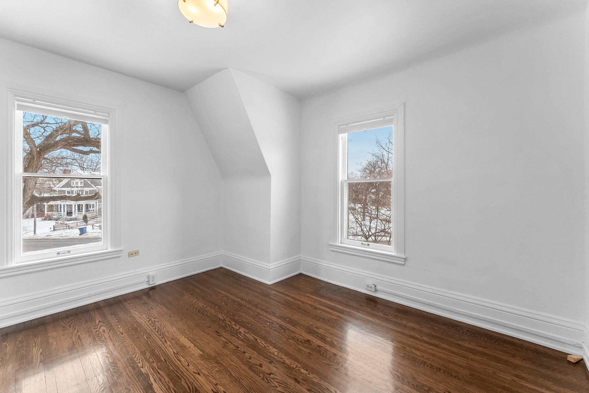 4001 Sheridan Avenue S