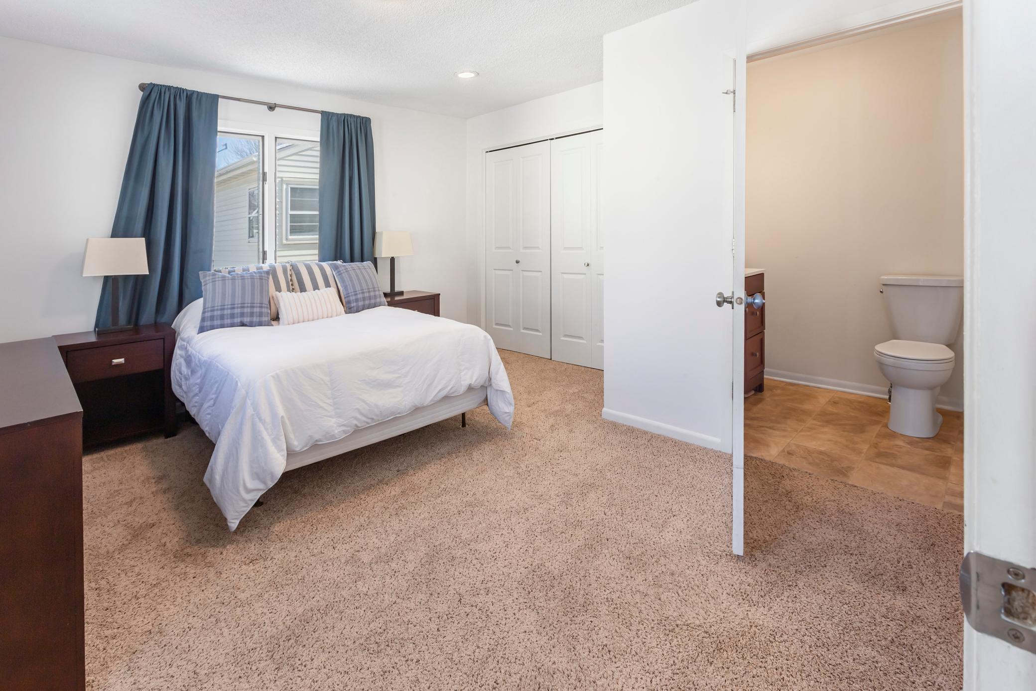 831 California Avenue W