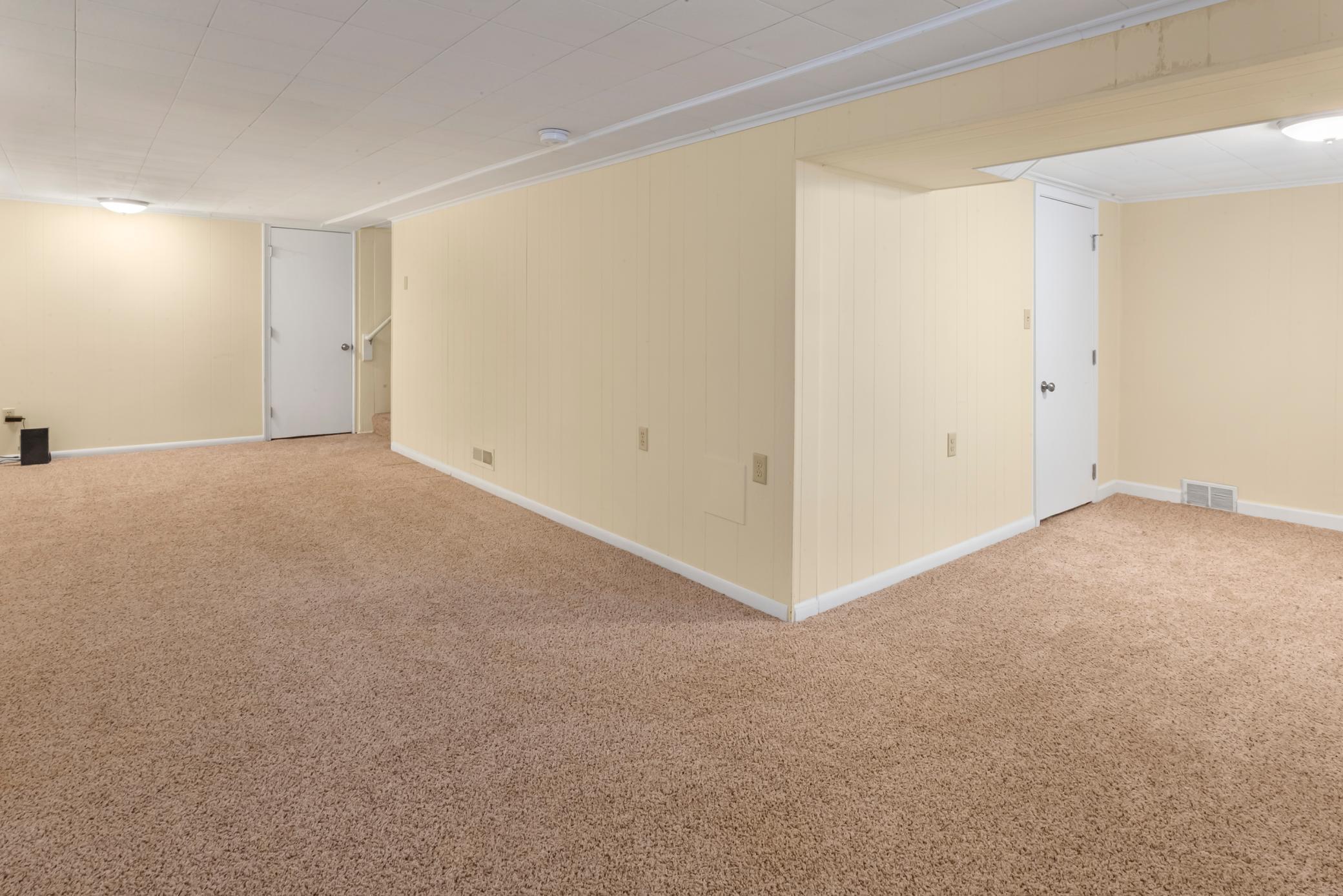 831 California Avenue W