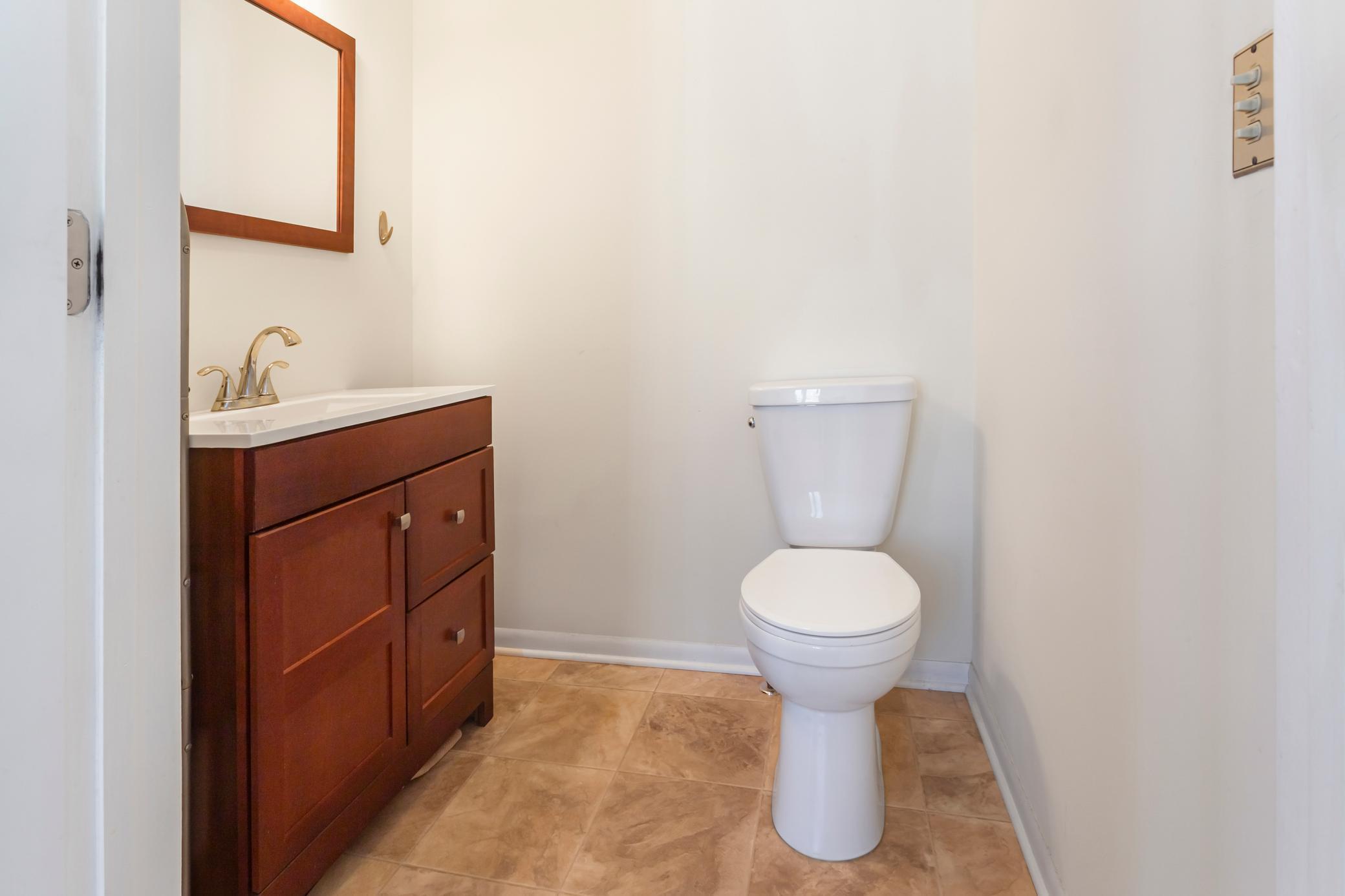 831 California Avenue W