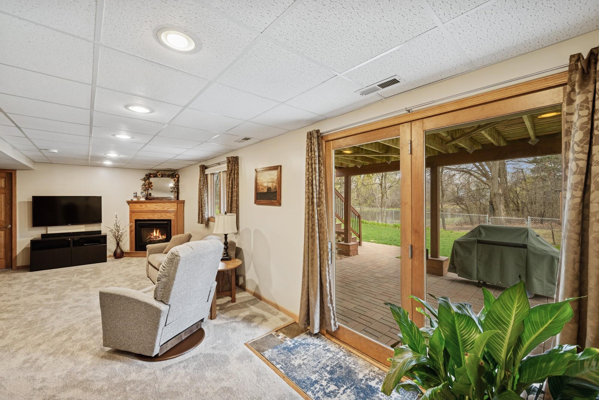 3694 Cardinal Way
