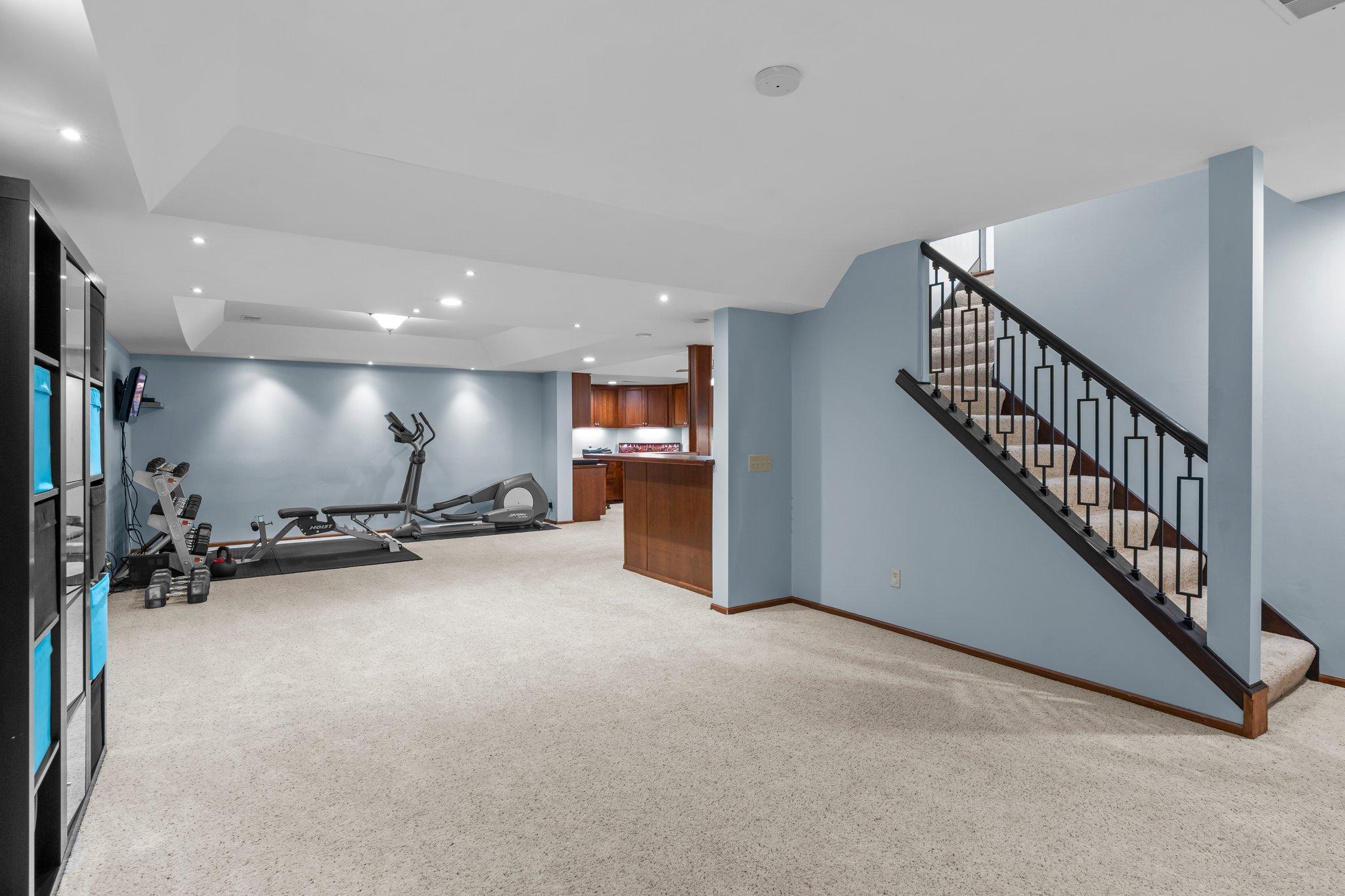 515 Harbor Court