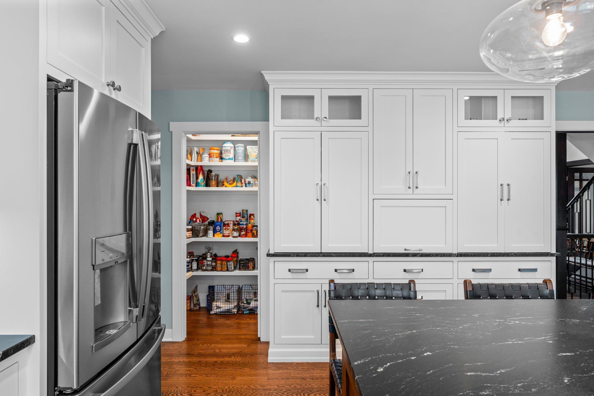515 Harbor Court