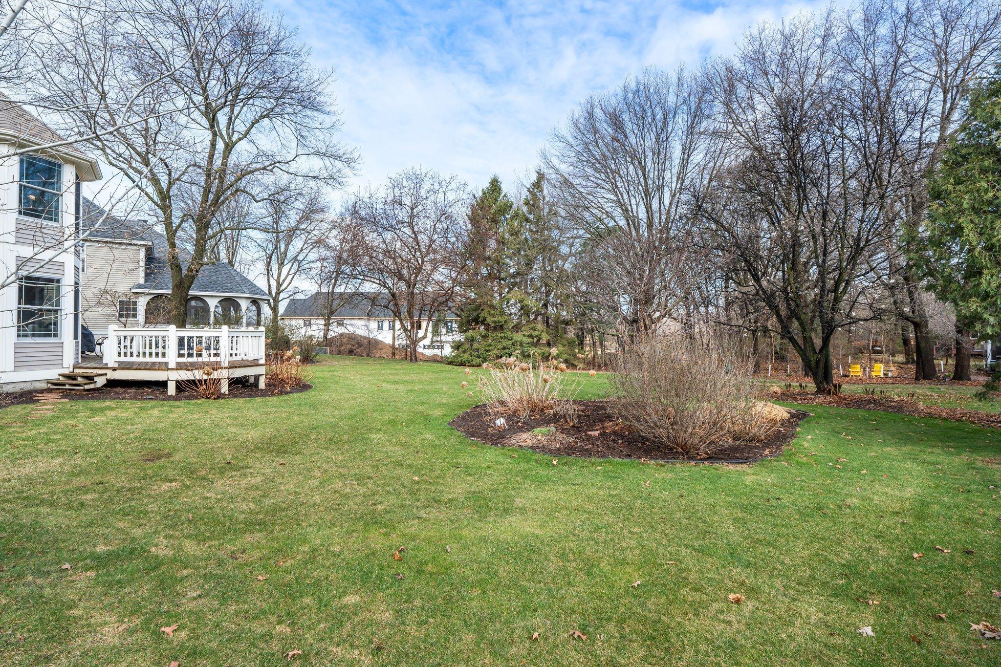 515 Harbor Court