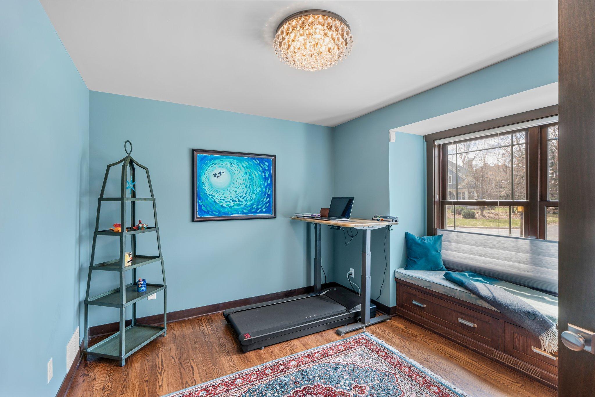 515 Harbor Court