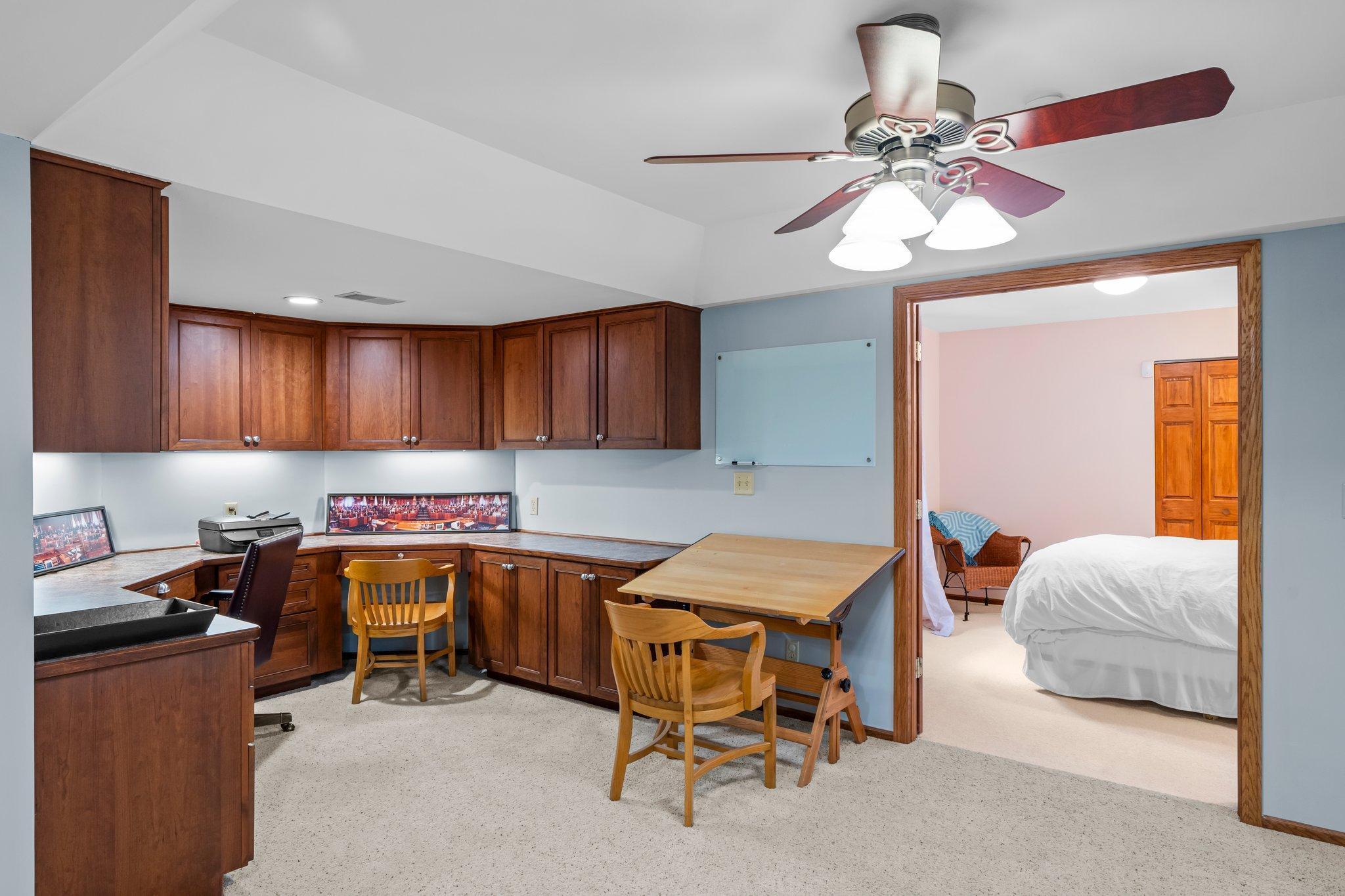 515 Harbor Court