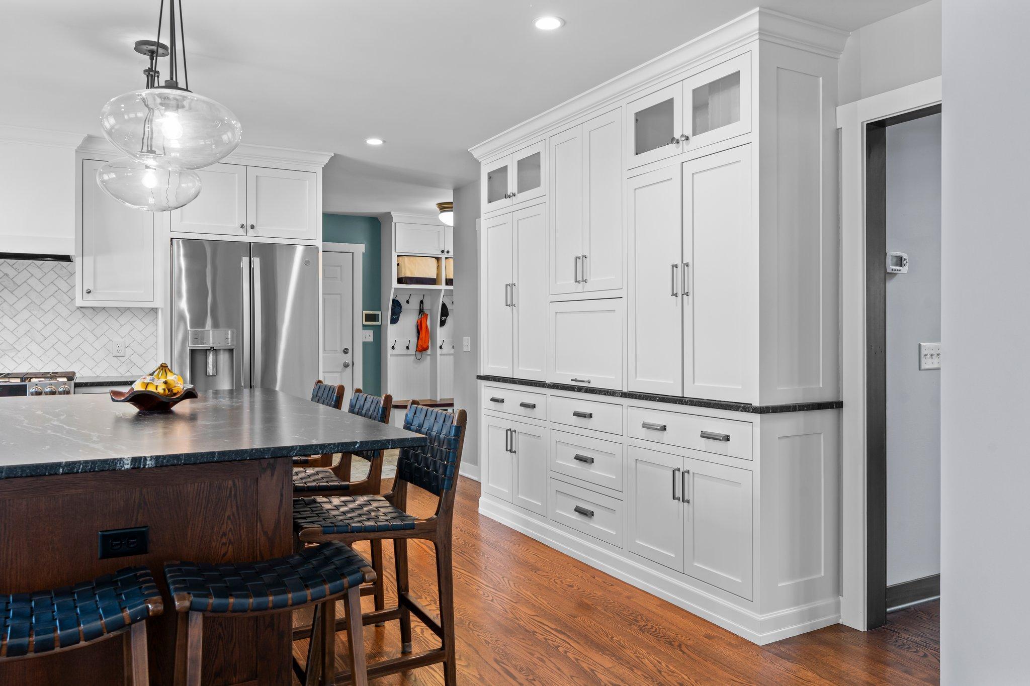 515 Harbor Court