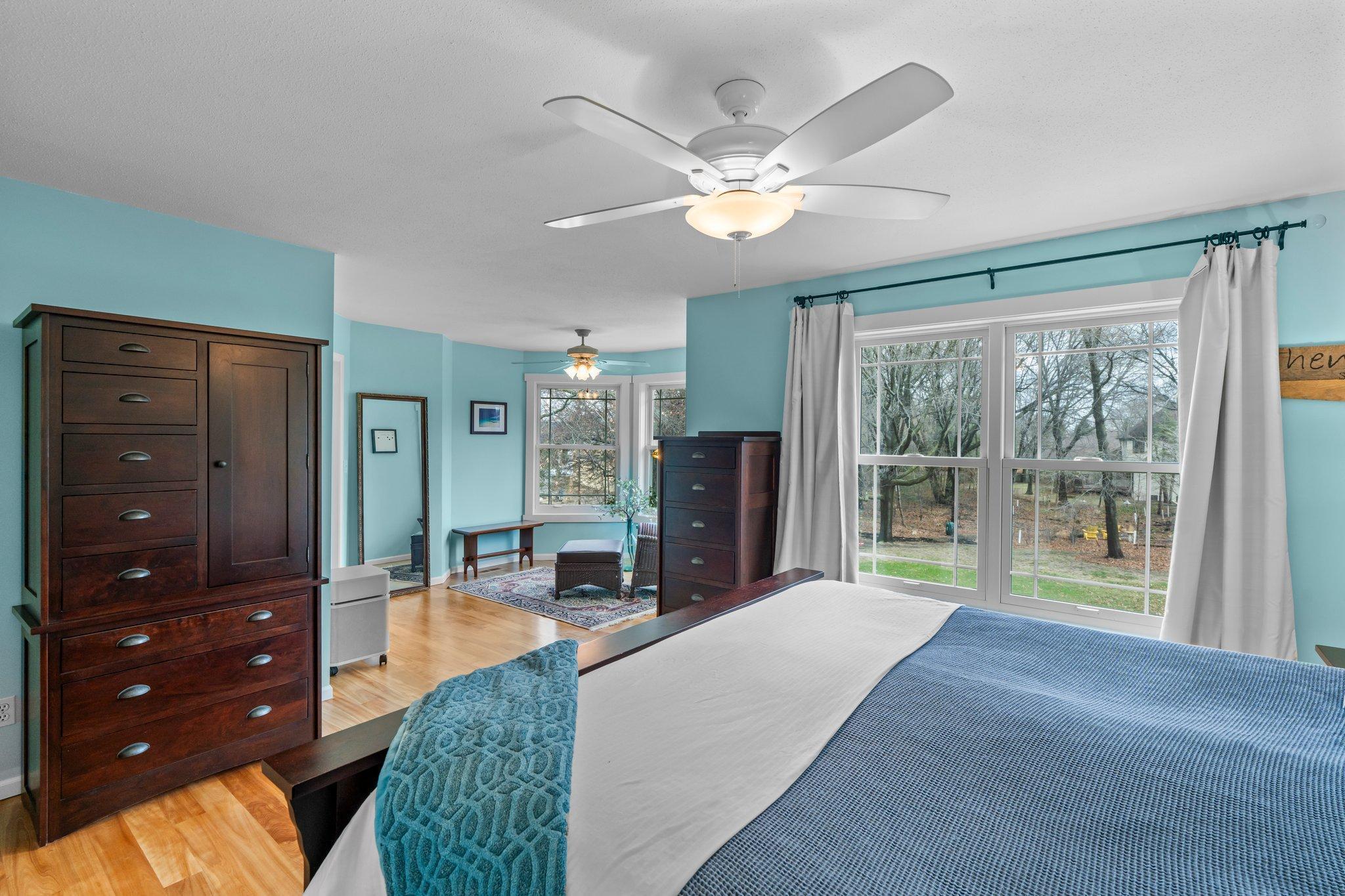 515 Harbor Court