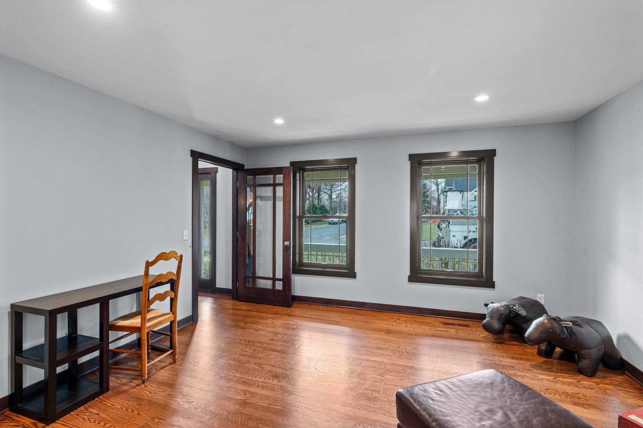 515 Harbor Court