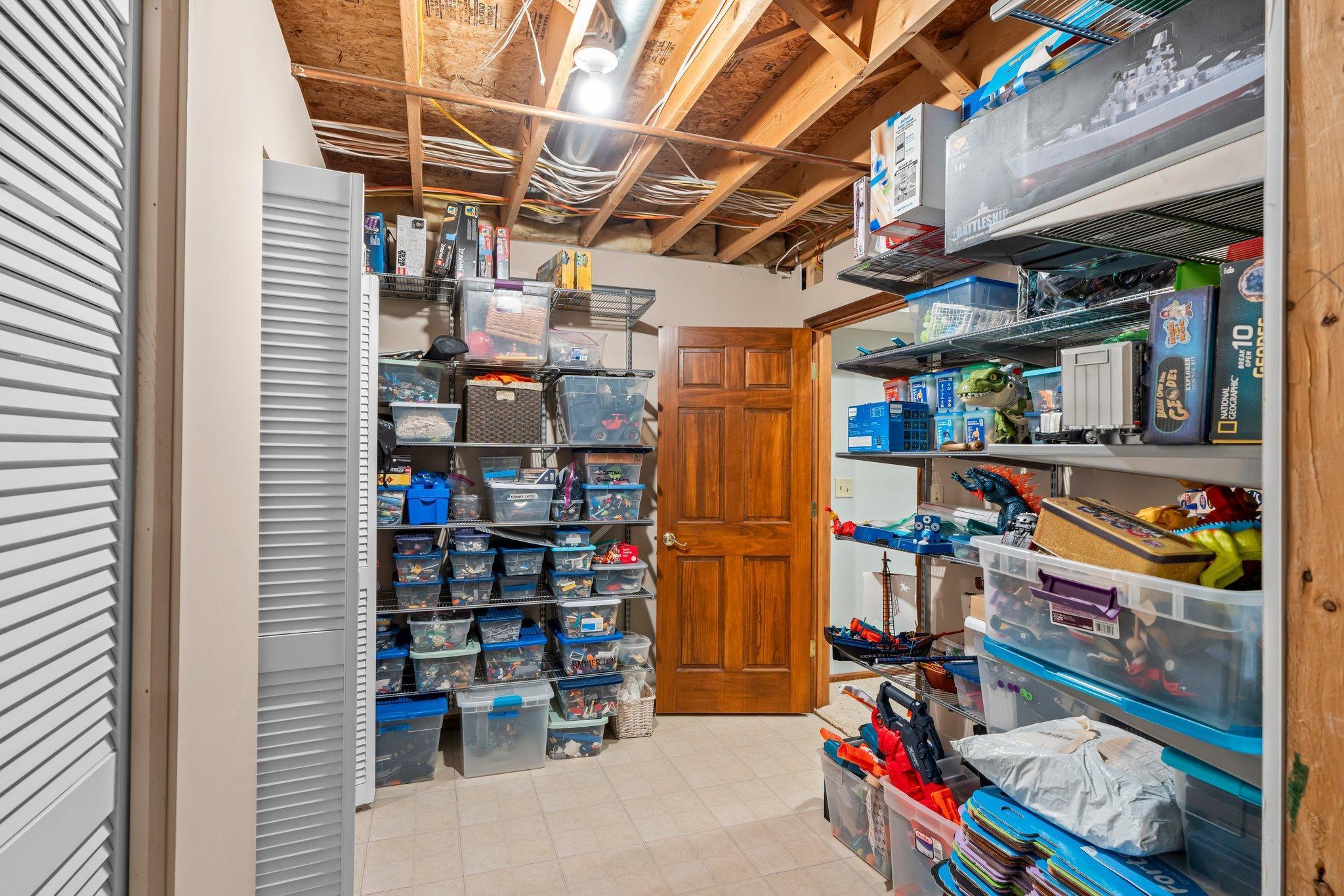 515 Harbor Court