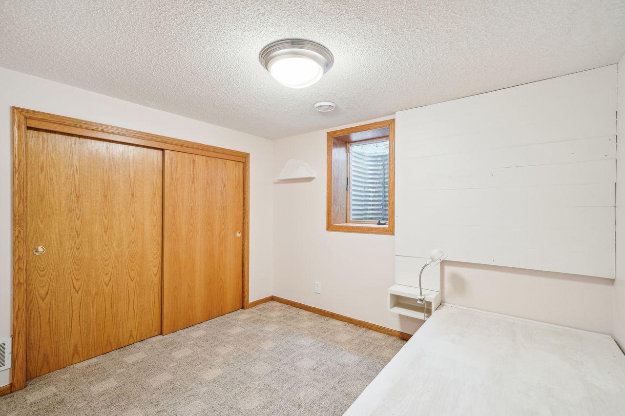1910 Oak Glen Trail